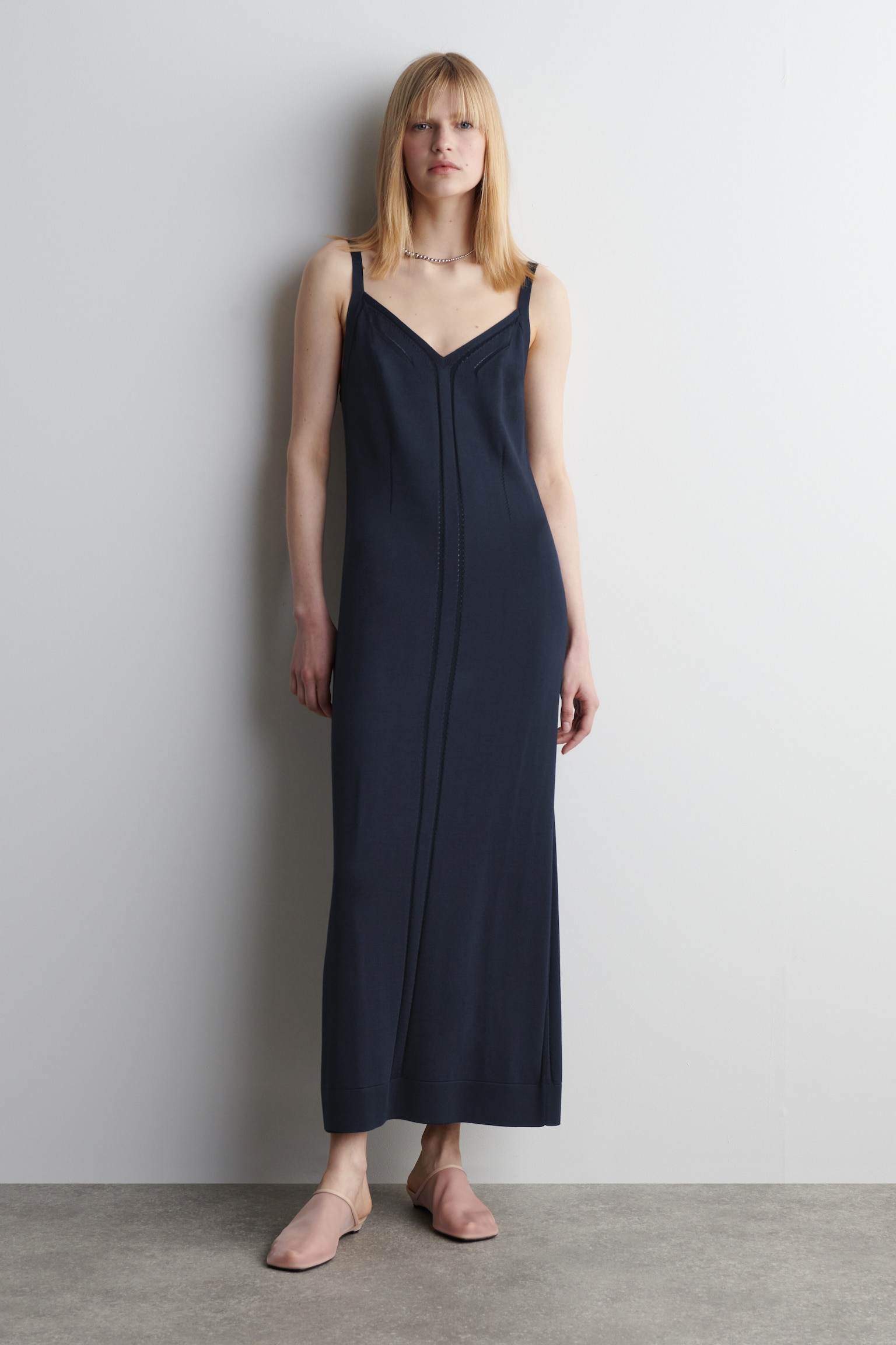 ROBE NUISETTE MIDI EN MAILLE - BLEU MARINE