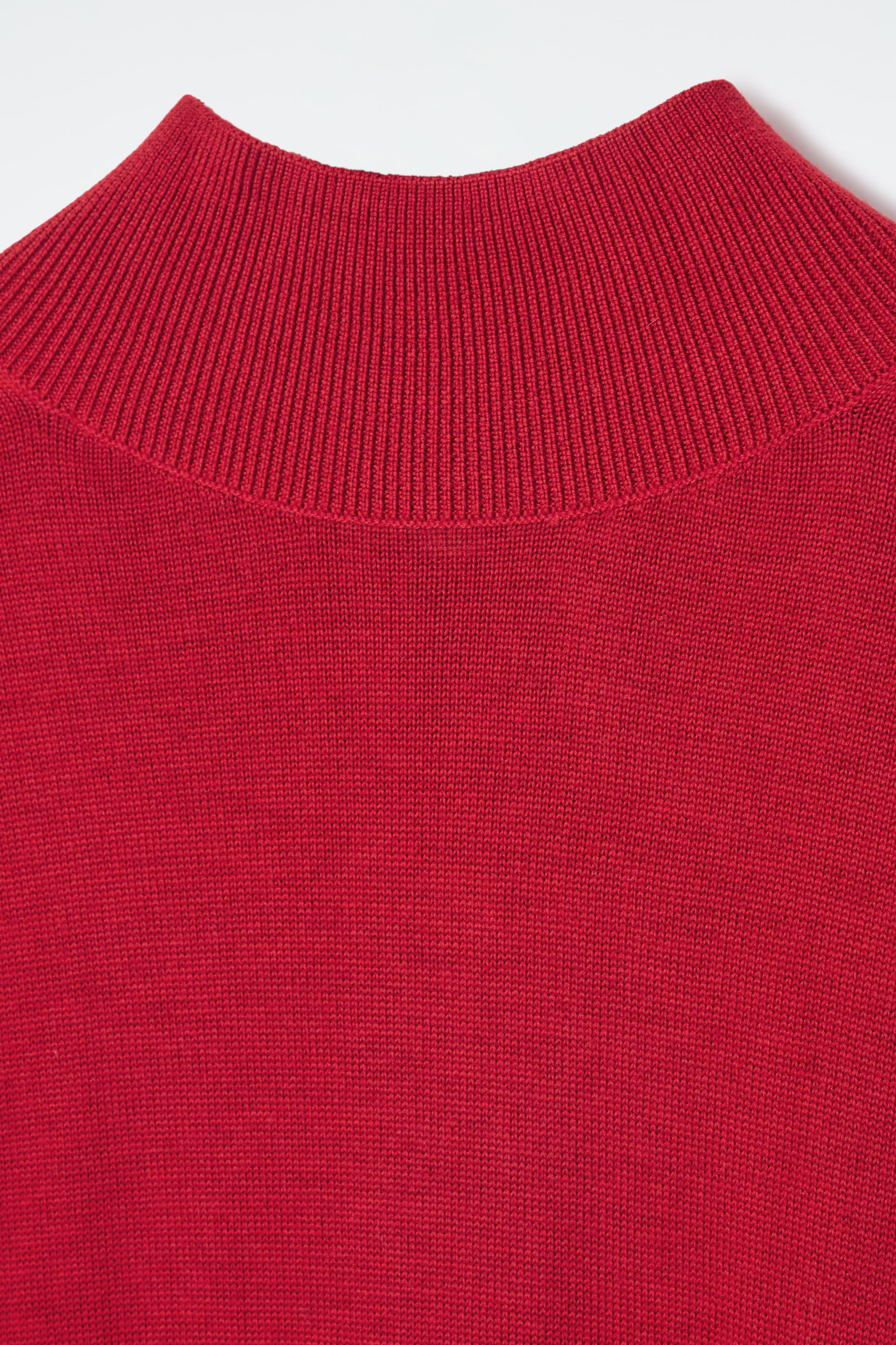 Ingrandisci l'immagine: MERINO WOOL TURTLENECK DRESS - RED - DONNA | H&M CH 3