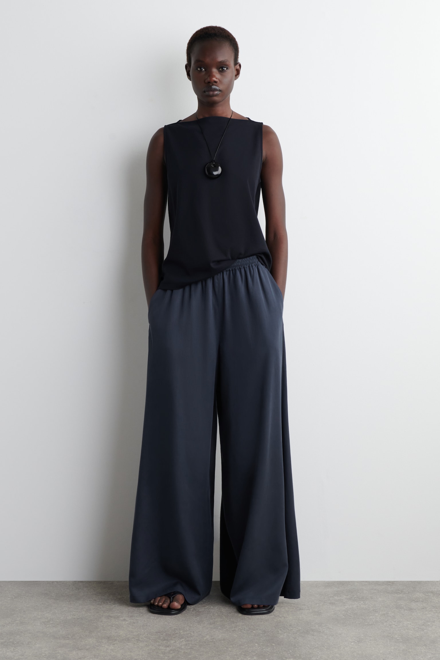 PANTALONI PALAZZO IN TWILL - BLU NAVY/NERO