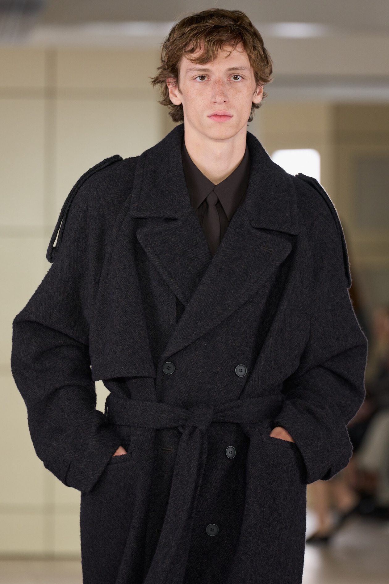 DOUBLE-FACED WOOL-BLEND HERRINGBONE COAT — DARK BROWN