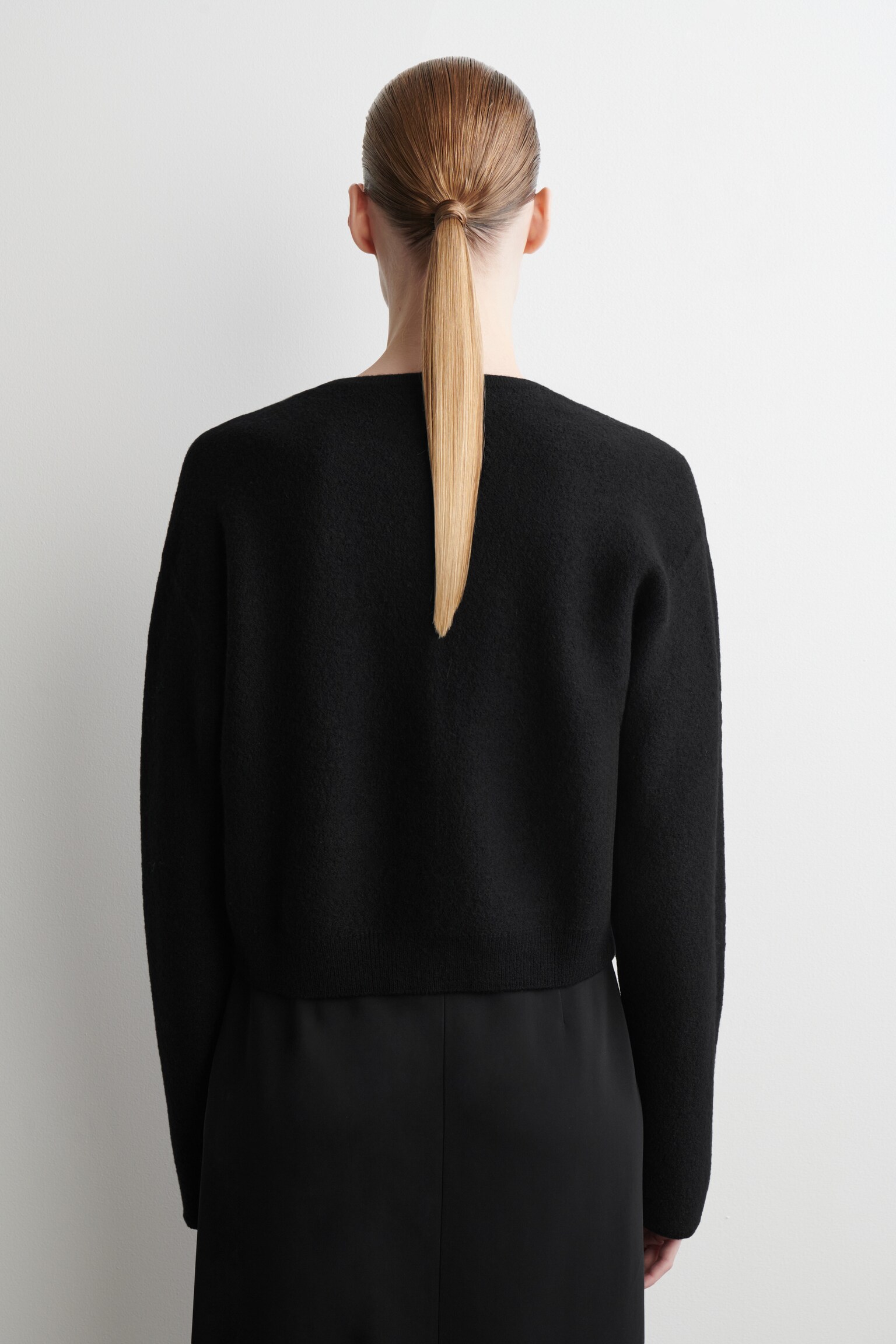 BOILED-WOOL CARDIGAN - BLACK/RED - 4