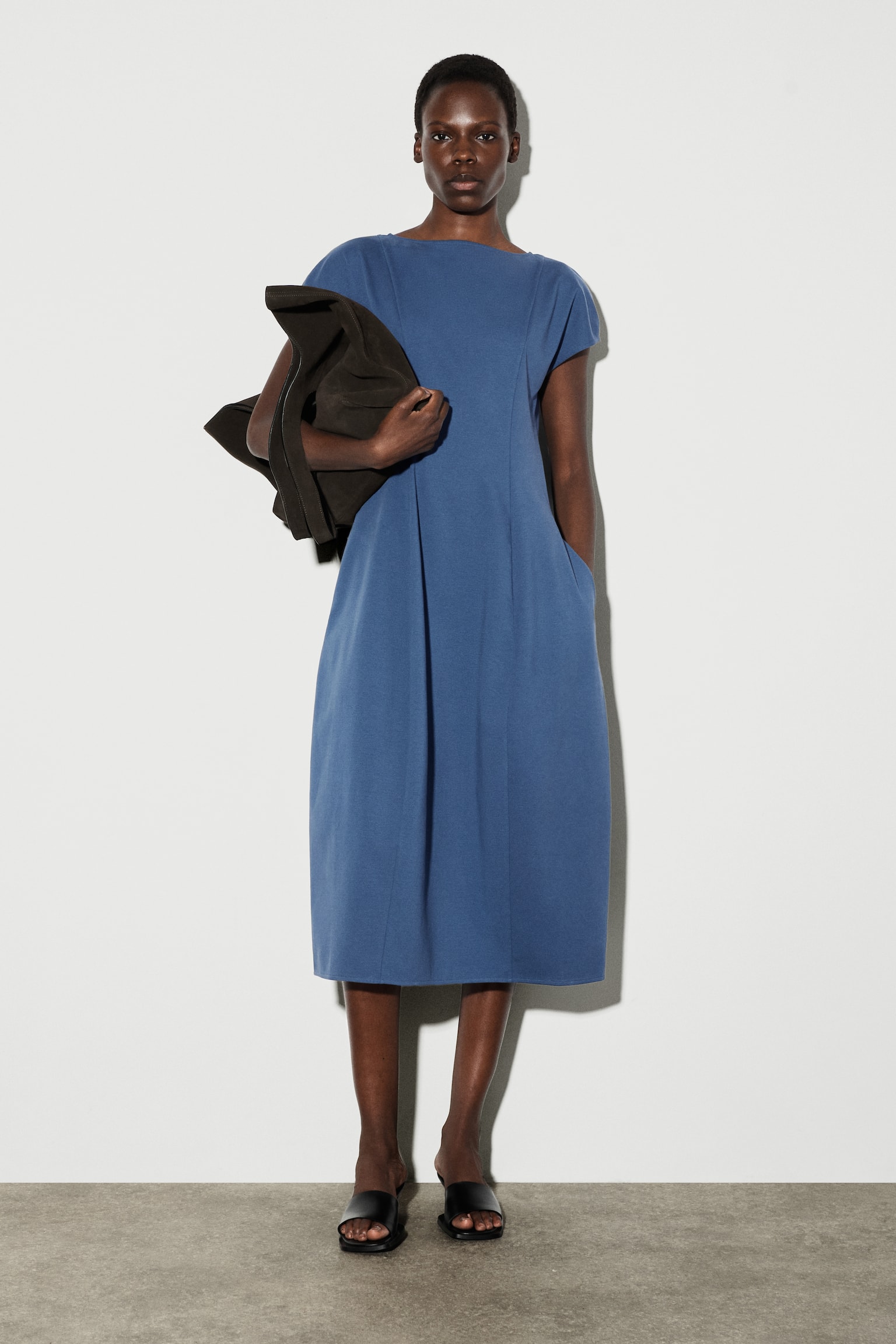 ROBE MIDI SCULPTÉE EN JERSEY - BLEU/NOIR - 1