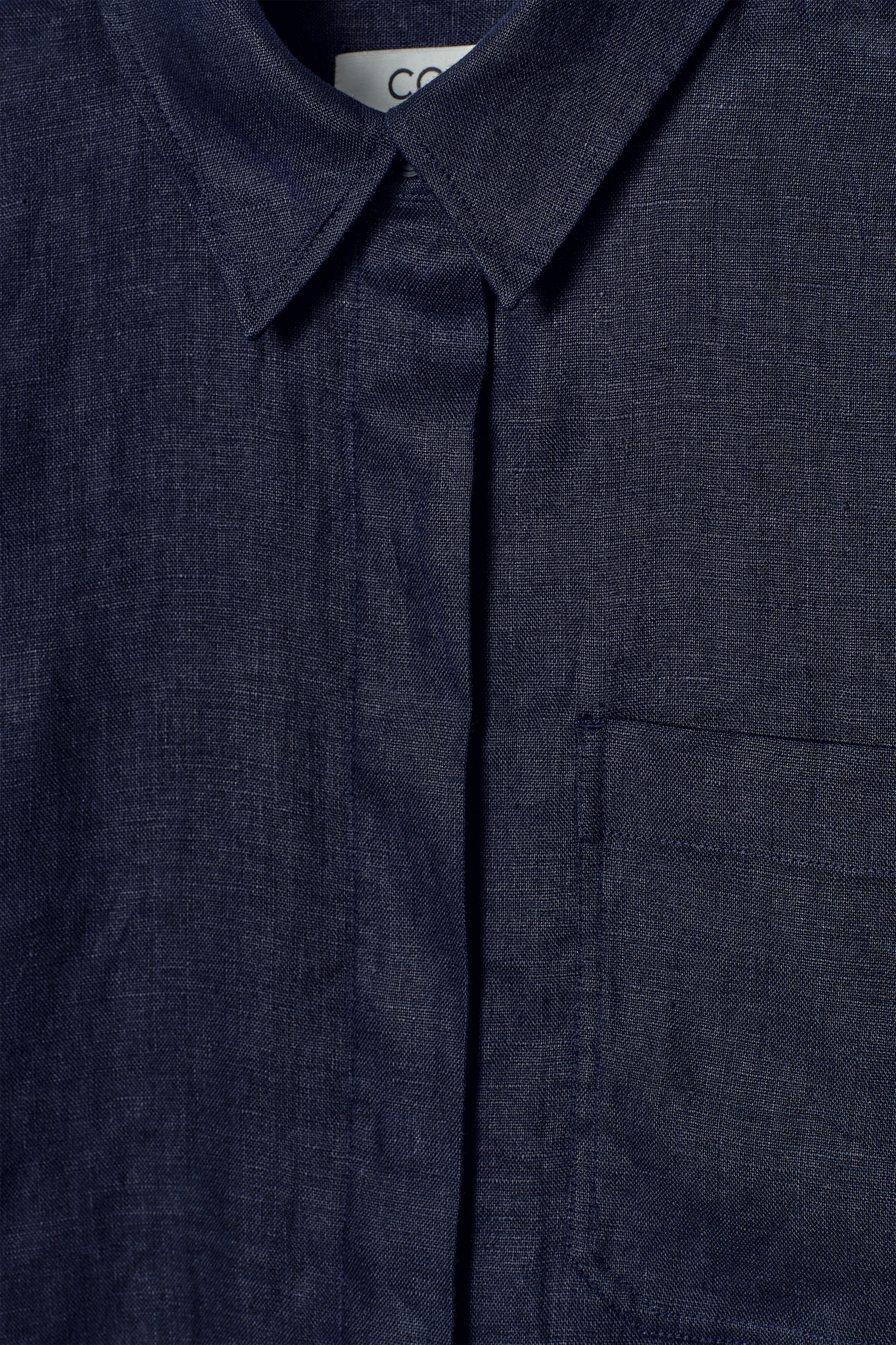 Größeres Bild anzeigen: OVERSIZED-HEMD AUS LEINEN - NAVYBLAU - Ladies | H&M AT 6