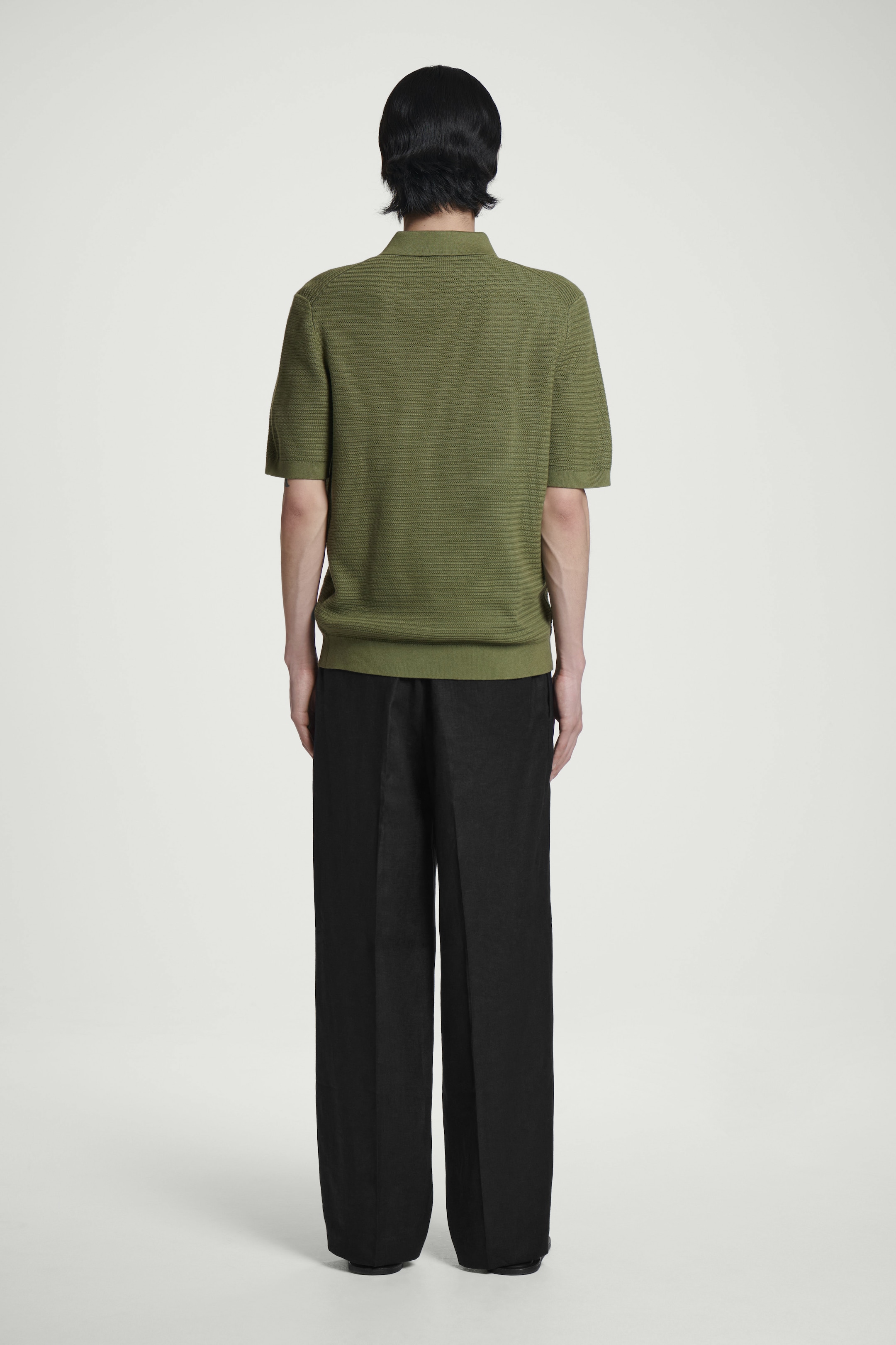 View larger image: TEXTURED KNITTED COTTON POLO SHIRT - GREEN - Men | H&M GB 4