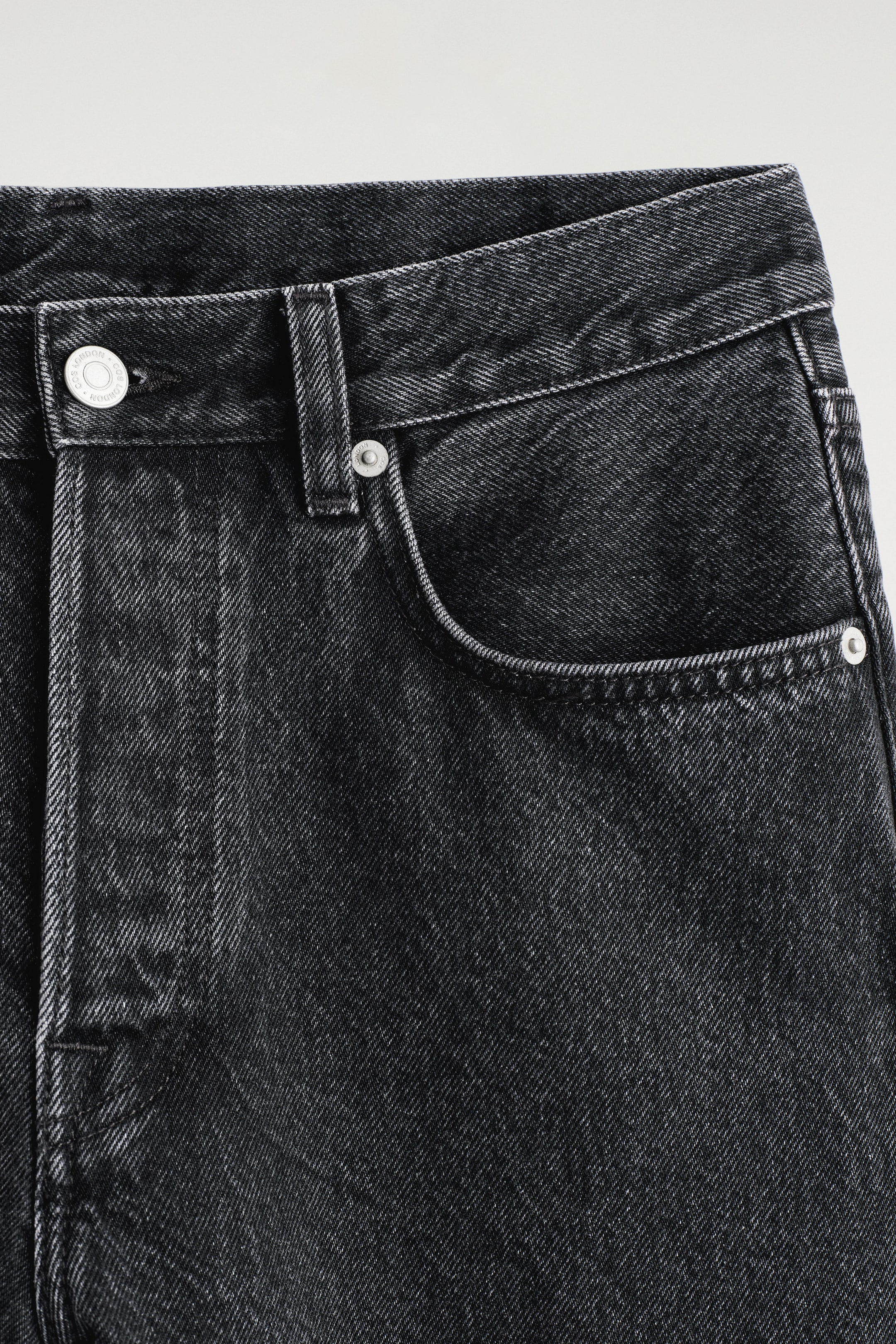 StillMedia/DescriptiveDetail