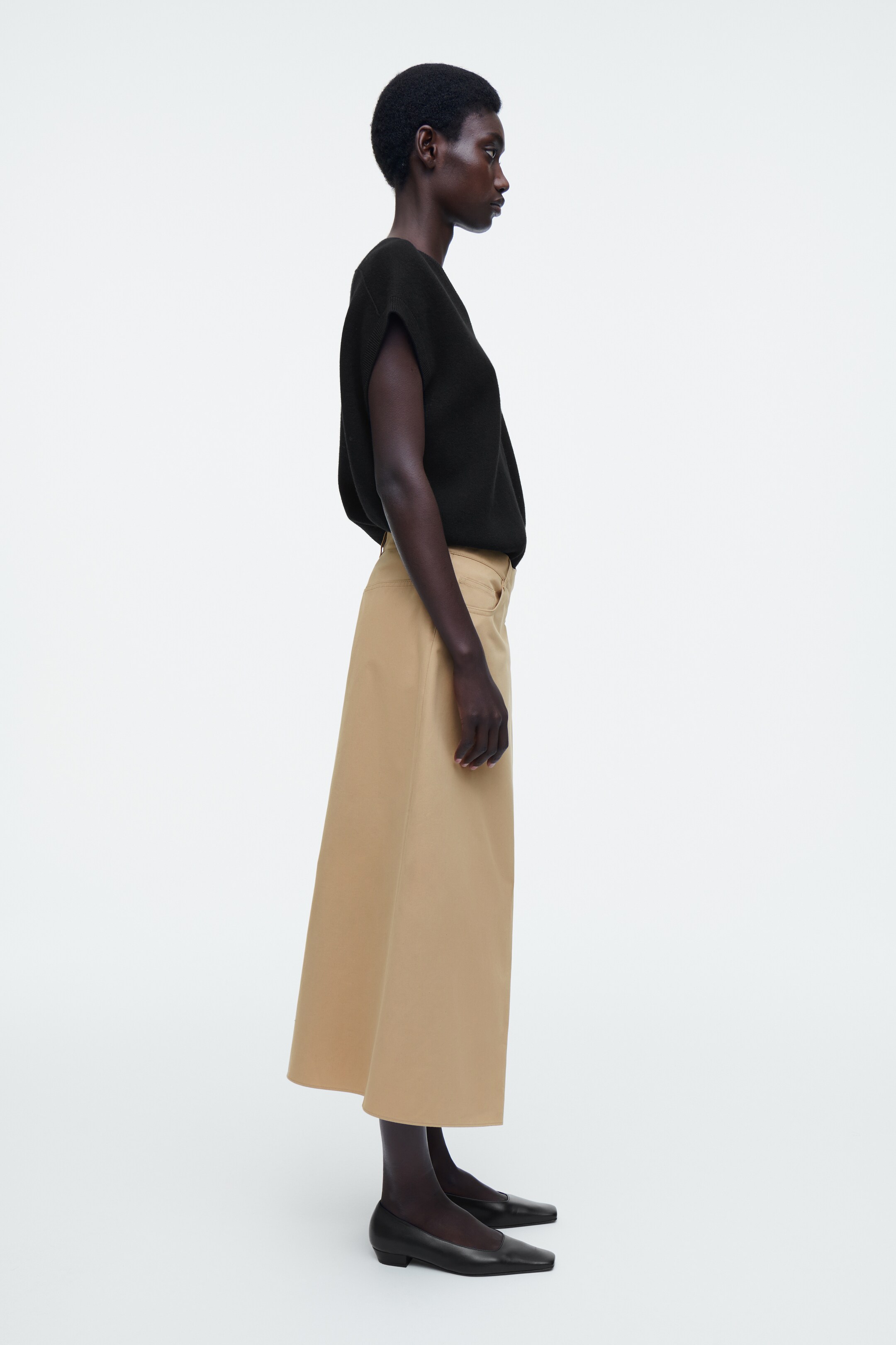 Ingrandisci l'immagine: ASYMMETRIC COTTON MIDI SKIRT - BEIGE - DONNA | H&M CH 4