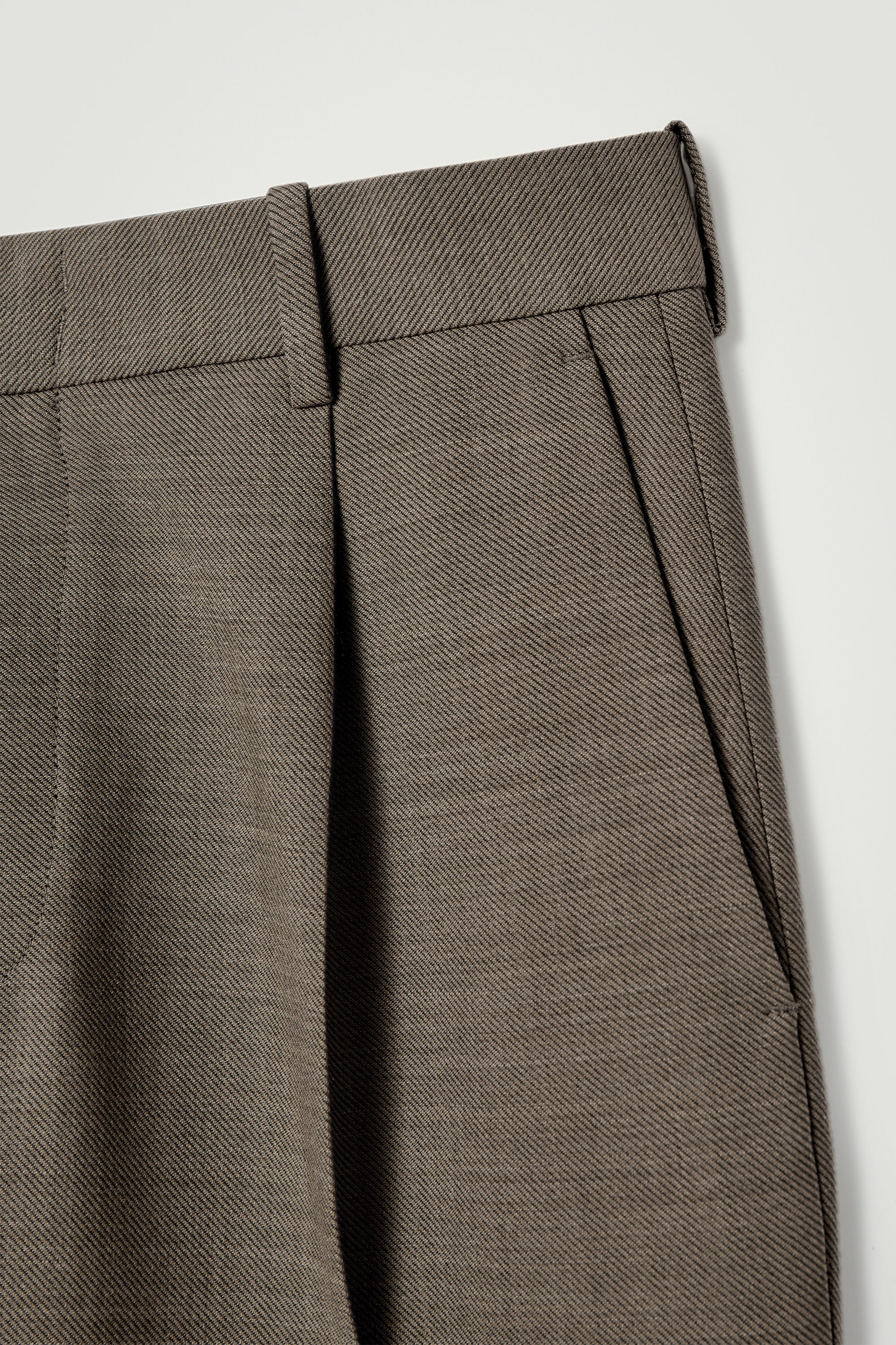 RELAXED WOOL-BLEND TAPERED TROUSERS - DARK BEIGE | COS