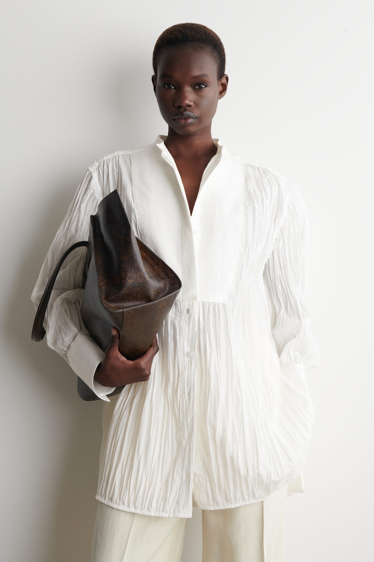 BIB-FRONT CRINKLED-COTTON SHIRT
