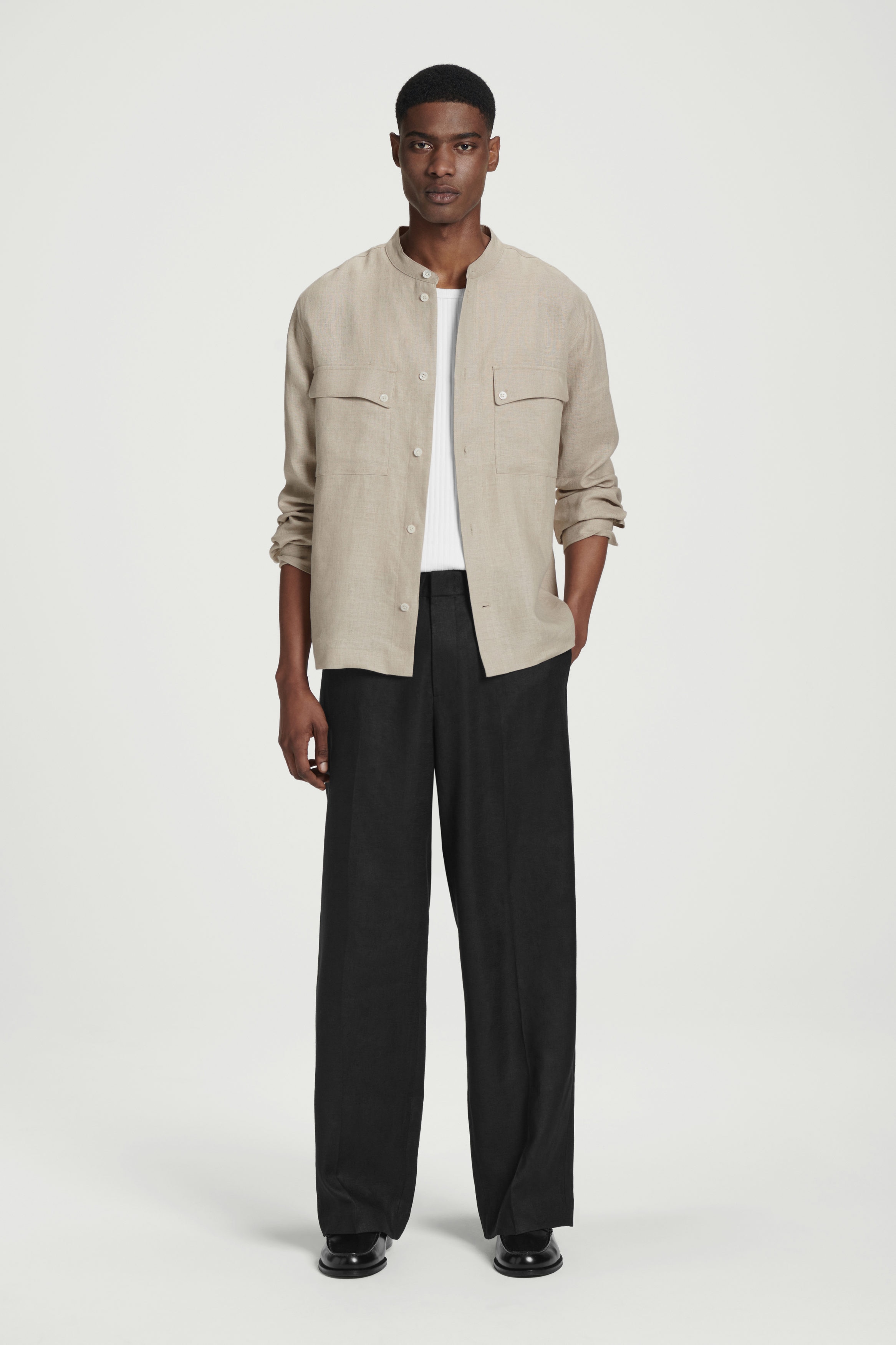 定価5万円 LOWNN STRAIGHT TROUSERS ELASTICATED LINEN STRAIGHT-LEG TROUSERS - BLACK | COS