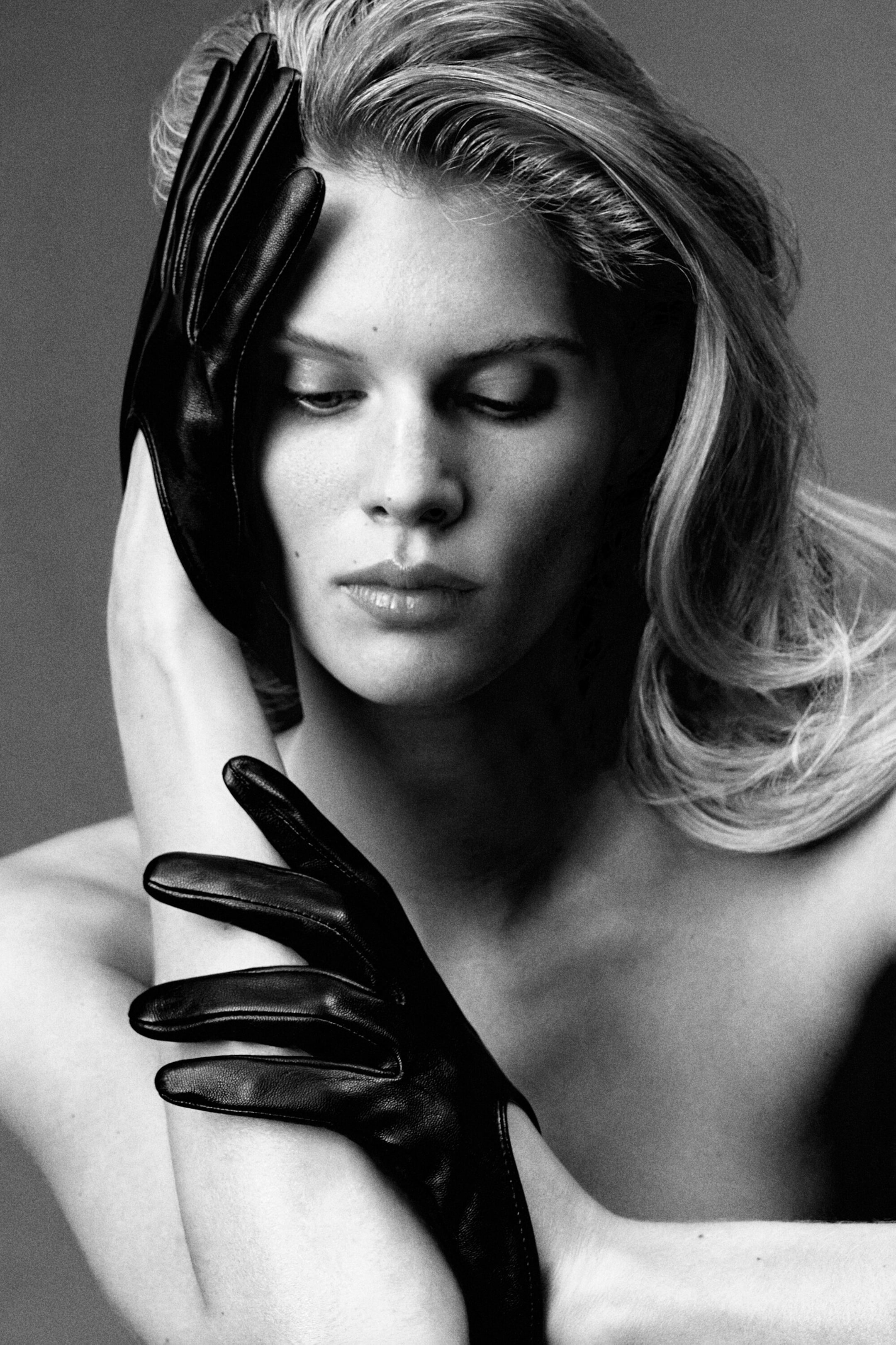 LEATHER DRIVING GLOVES