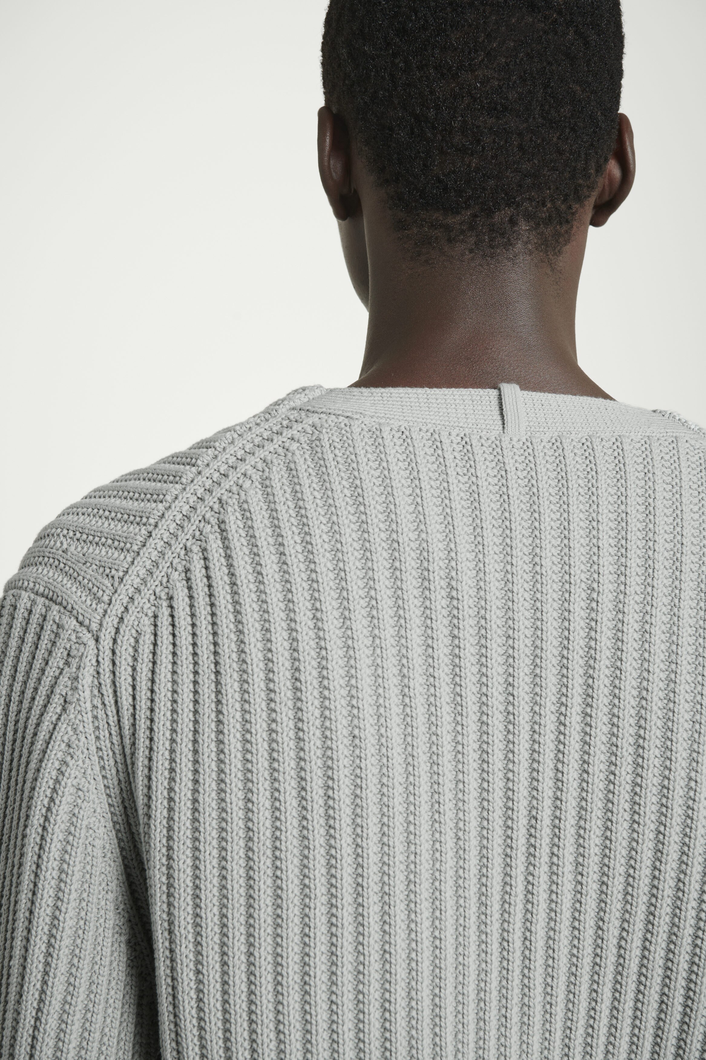 CHUNKY V-NECK SILK-COTTON CARDIGAN - MIST | COS