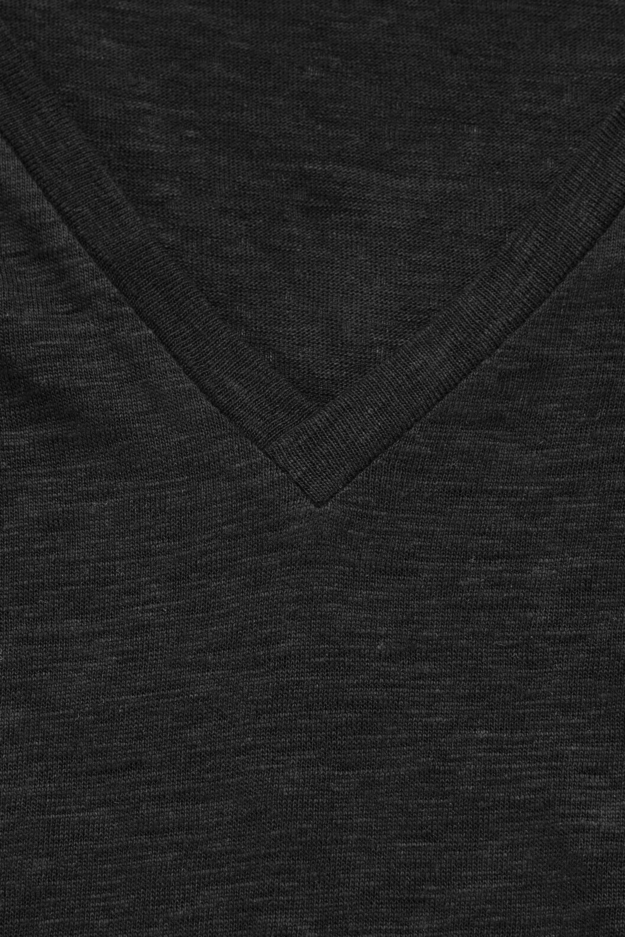 StillMedia/DescriptiveDetail