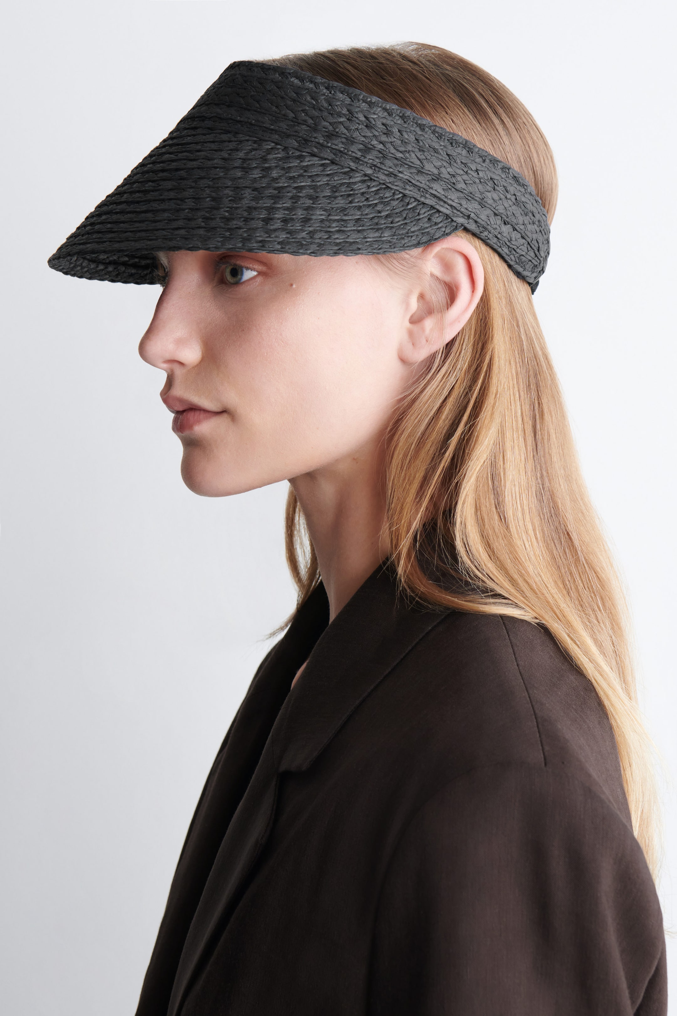 WOVEN PAPER VISOR