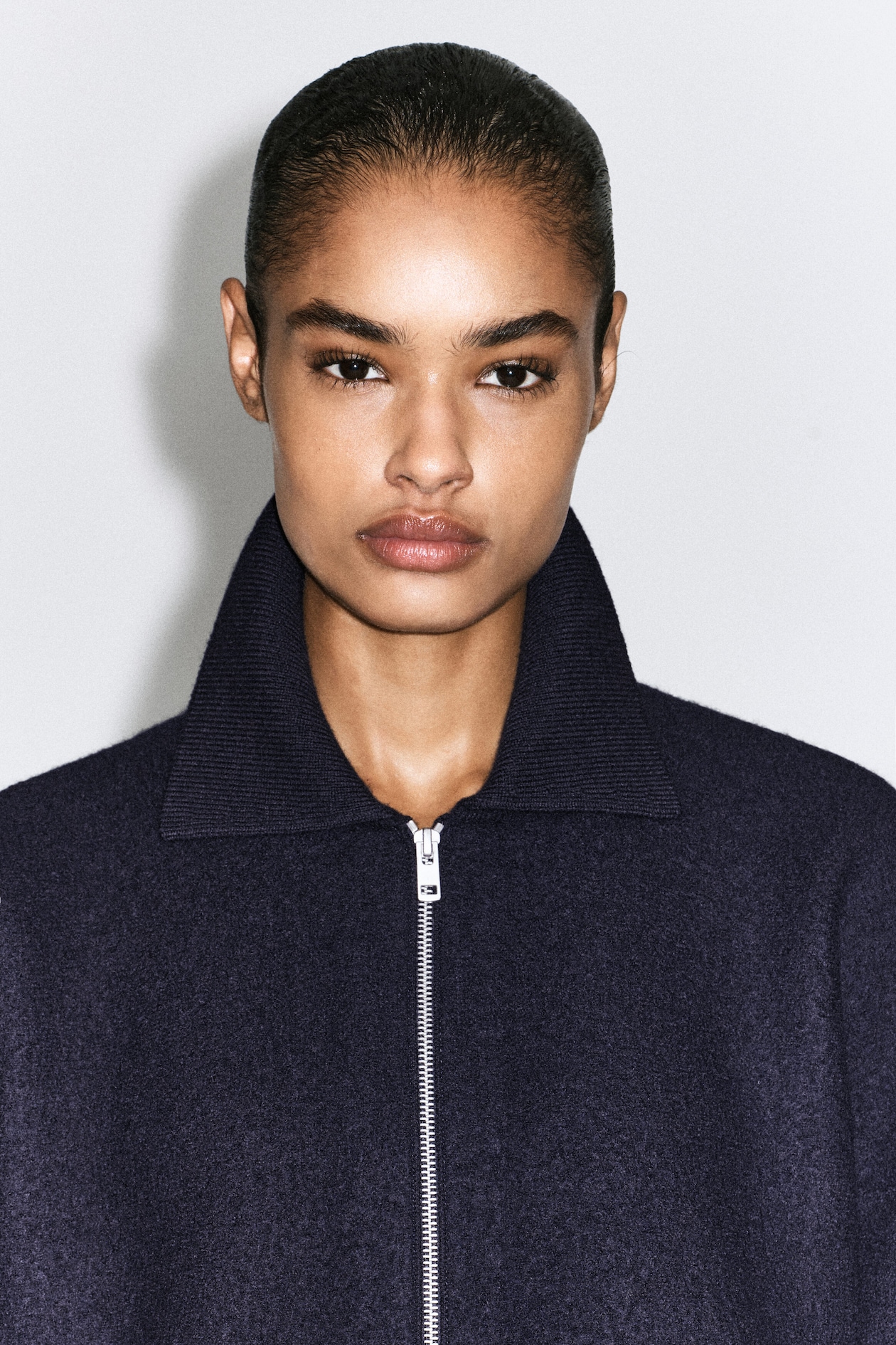 SCULPTED MERINO WOOL ZIP-UP JACKET — NAVY