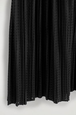 PLEATED JACQUARD MIDI SKIRT — BLACK 6