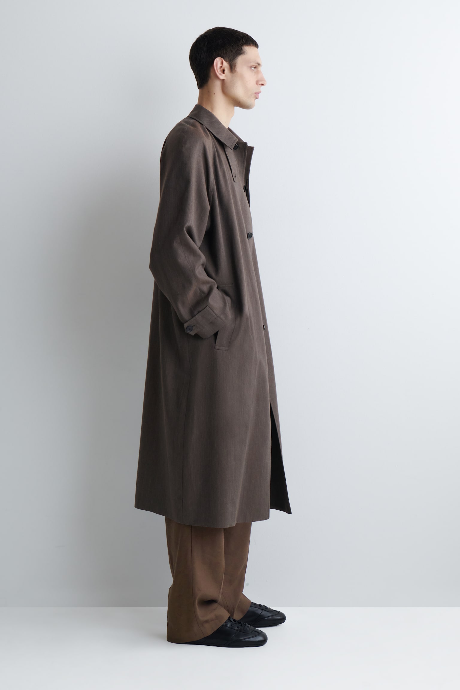 MINIMALA SNEAKERS I LÄDER - SVART/LJUSBEIGE - 4