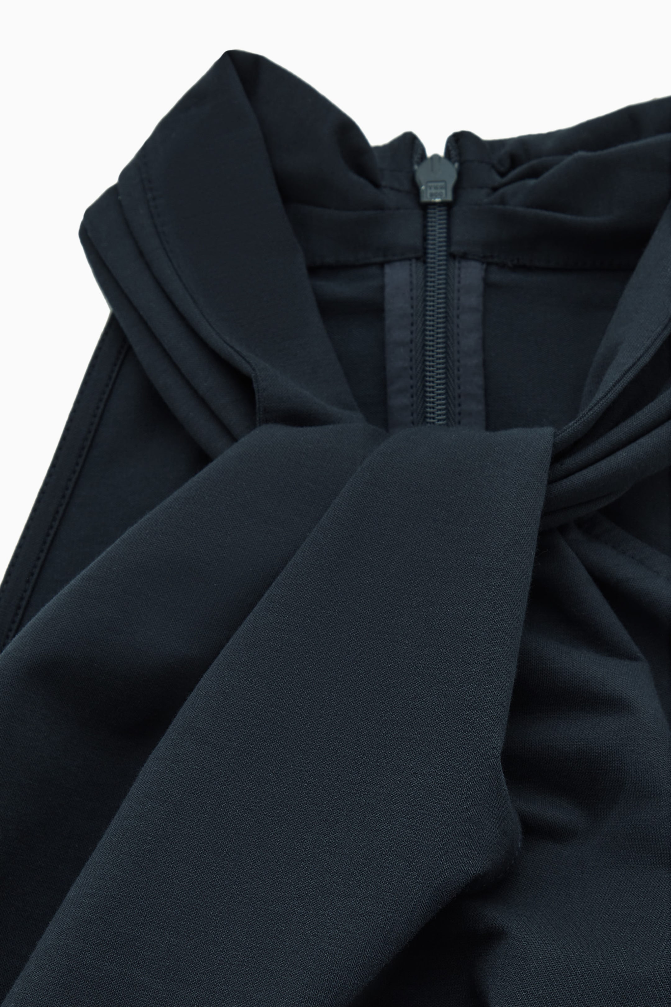TWIST-DETAIL HALTERNECK JUMPSUIT