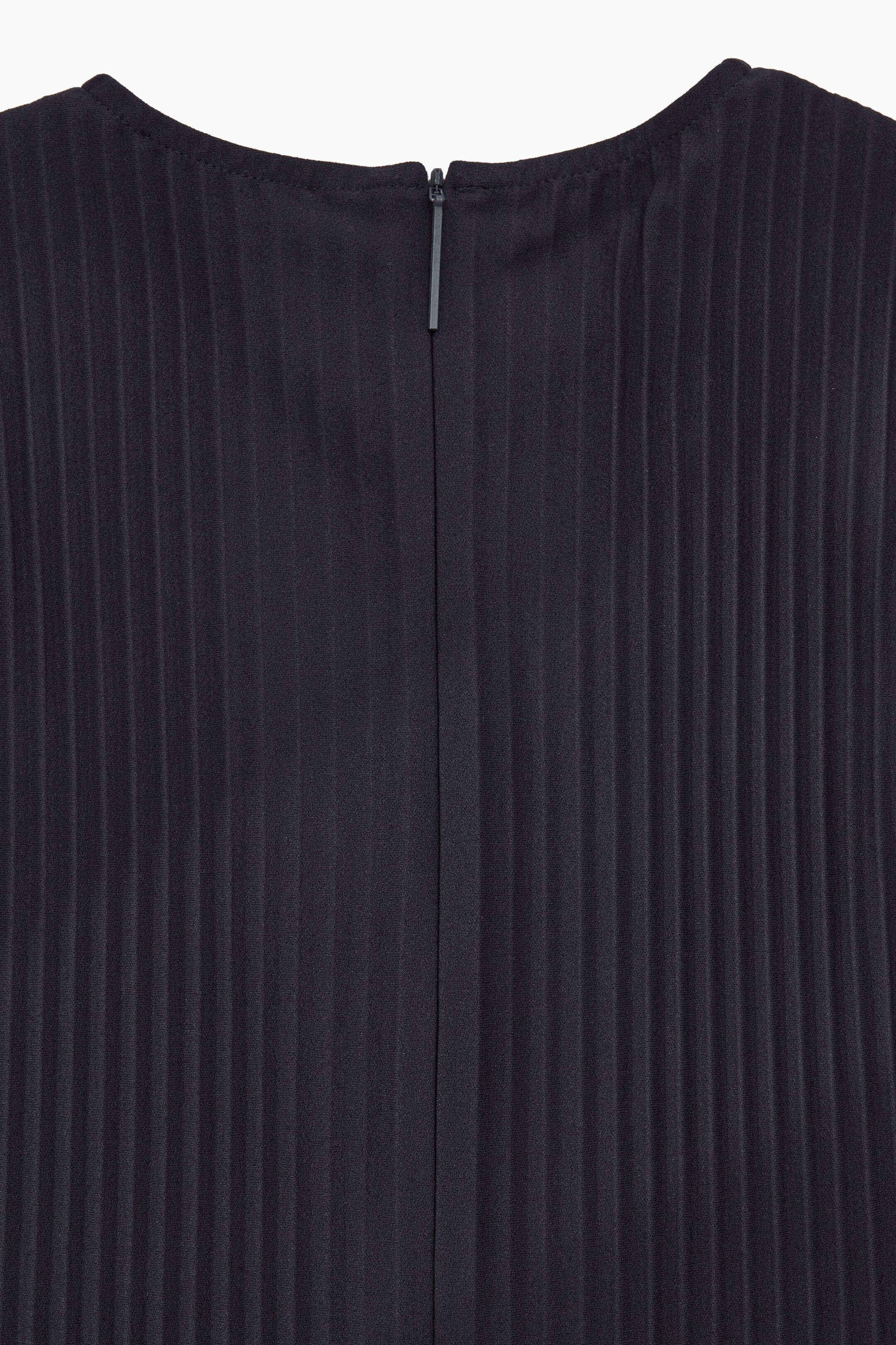 StillMedia/DescriptiveDetail