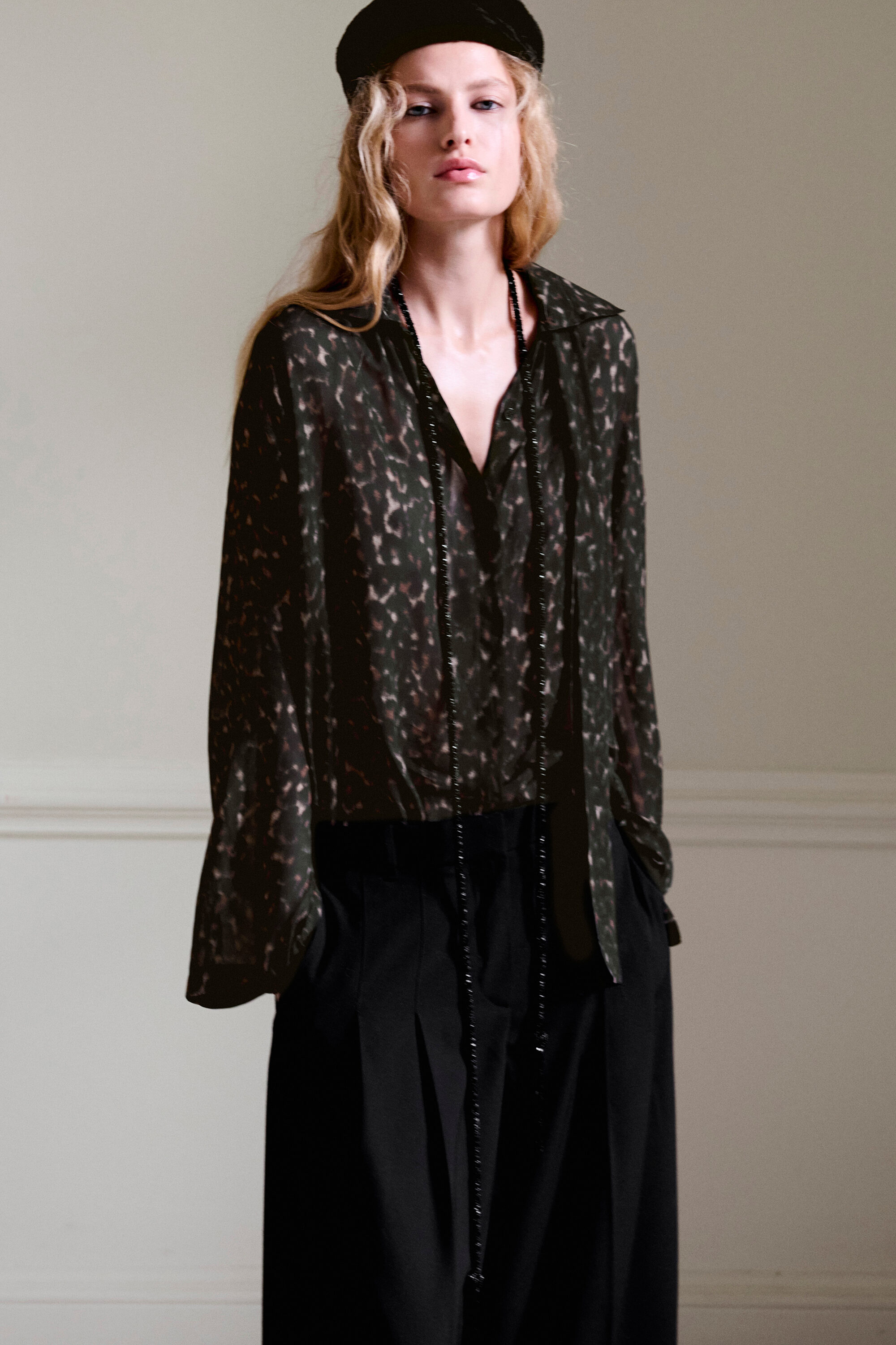 LEOPARD-PRINT FLUID SCARF-DETAIL TOP thumbnail 10