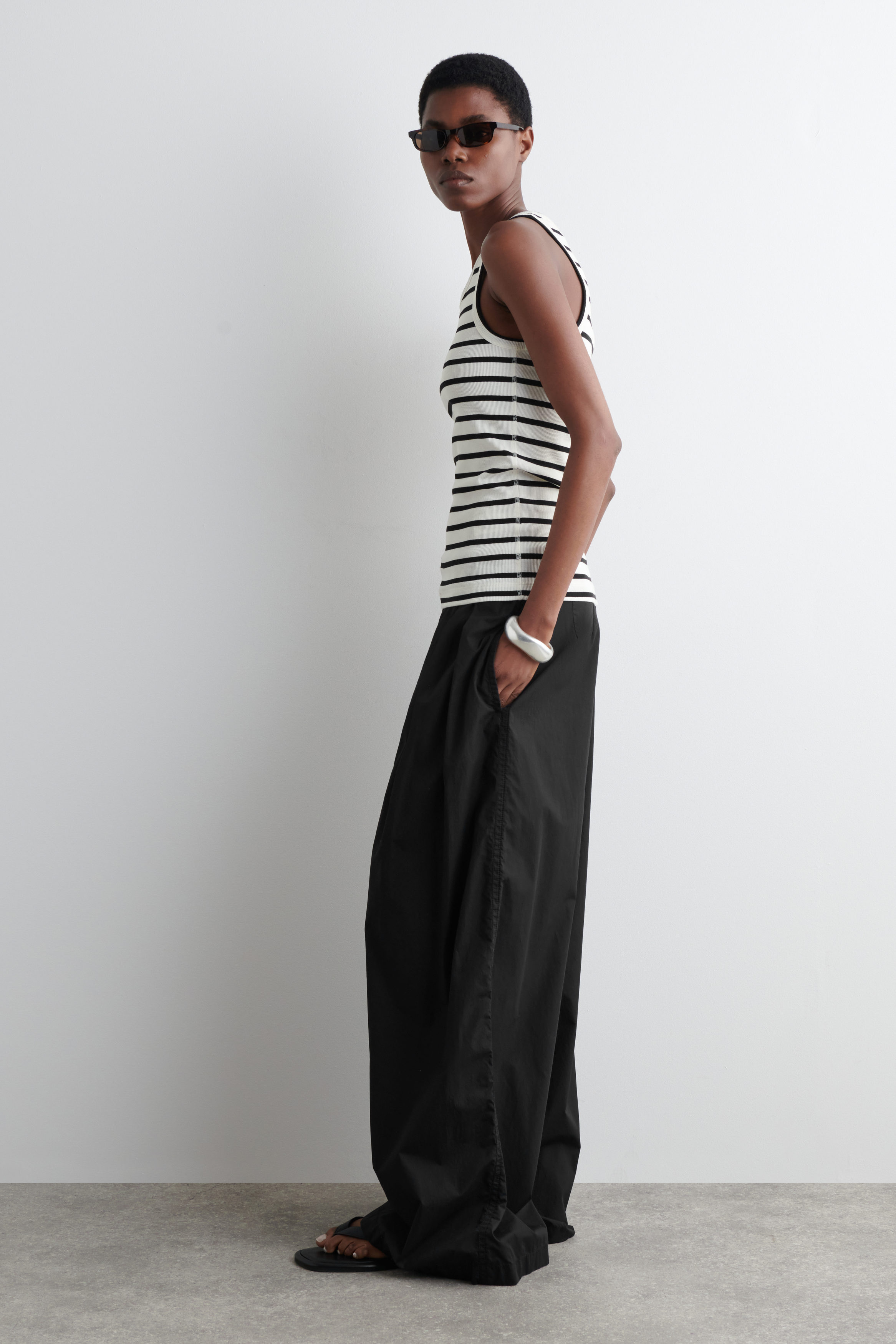 RIBBED TANK TOP - BLACK / WHITE / STRIPED | COS