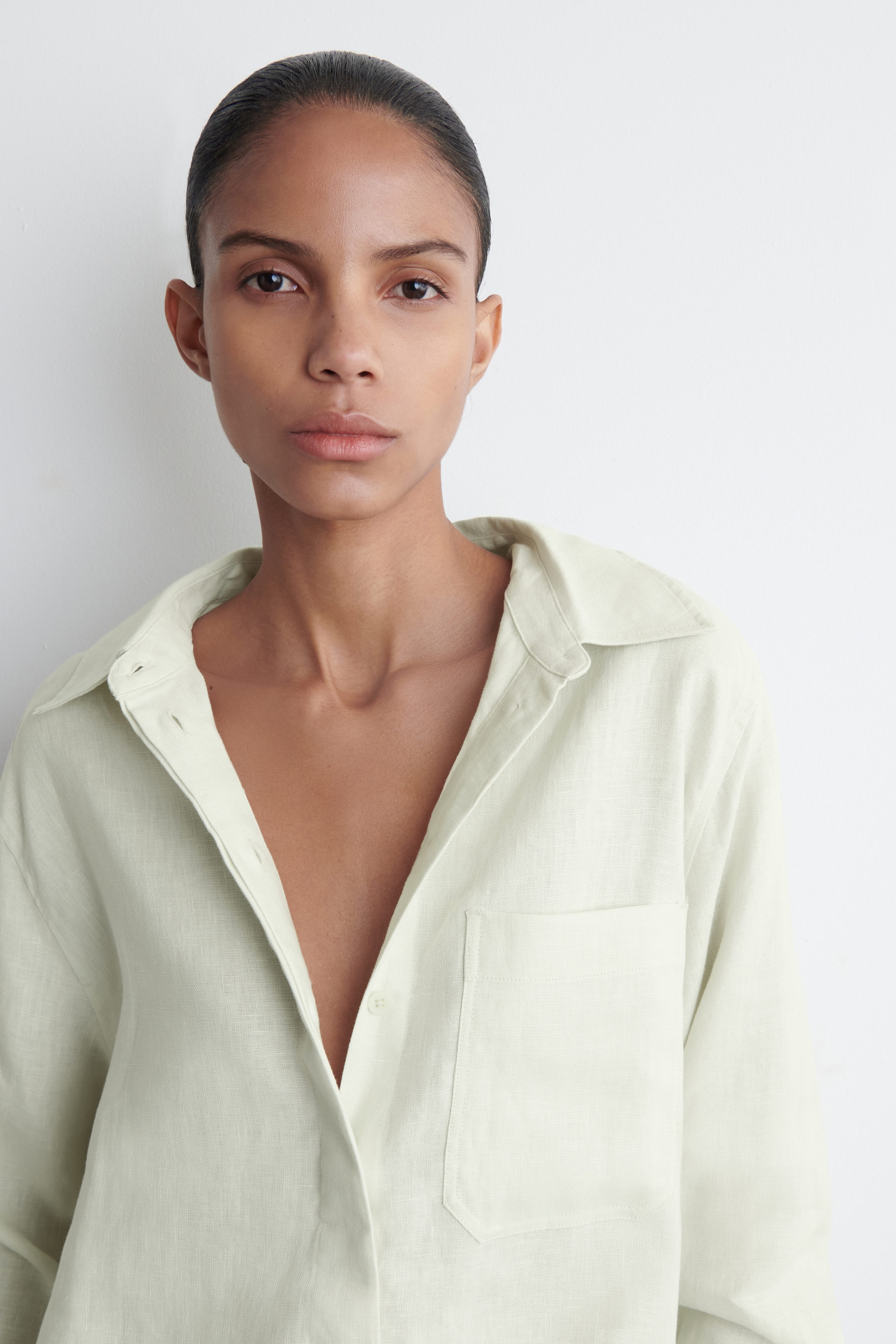 OVERSIZED LINEN SHIRT