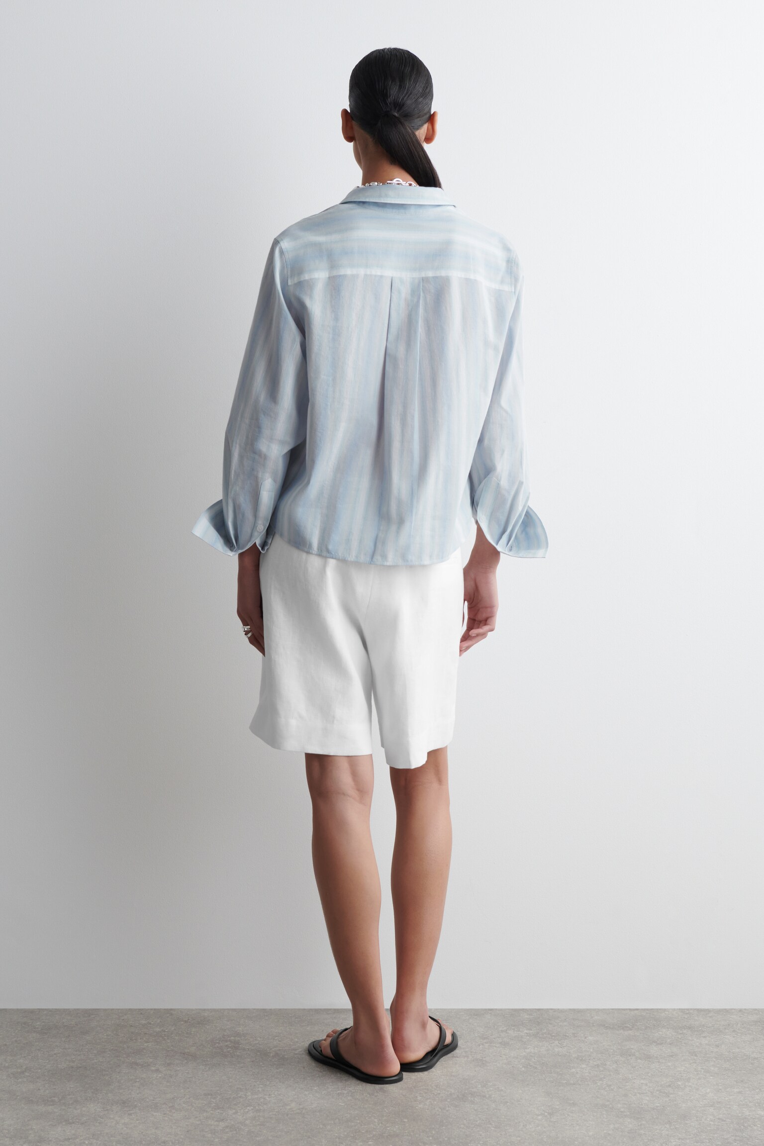 CROPPED STRIPED COTTON SHIRT - BLUE / STRIPED - 7