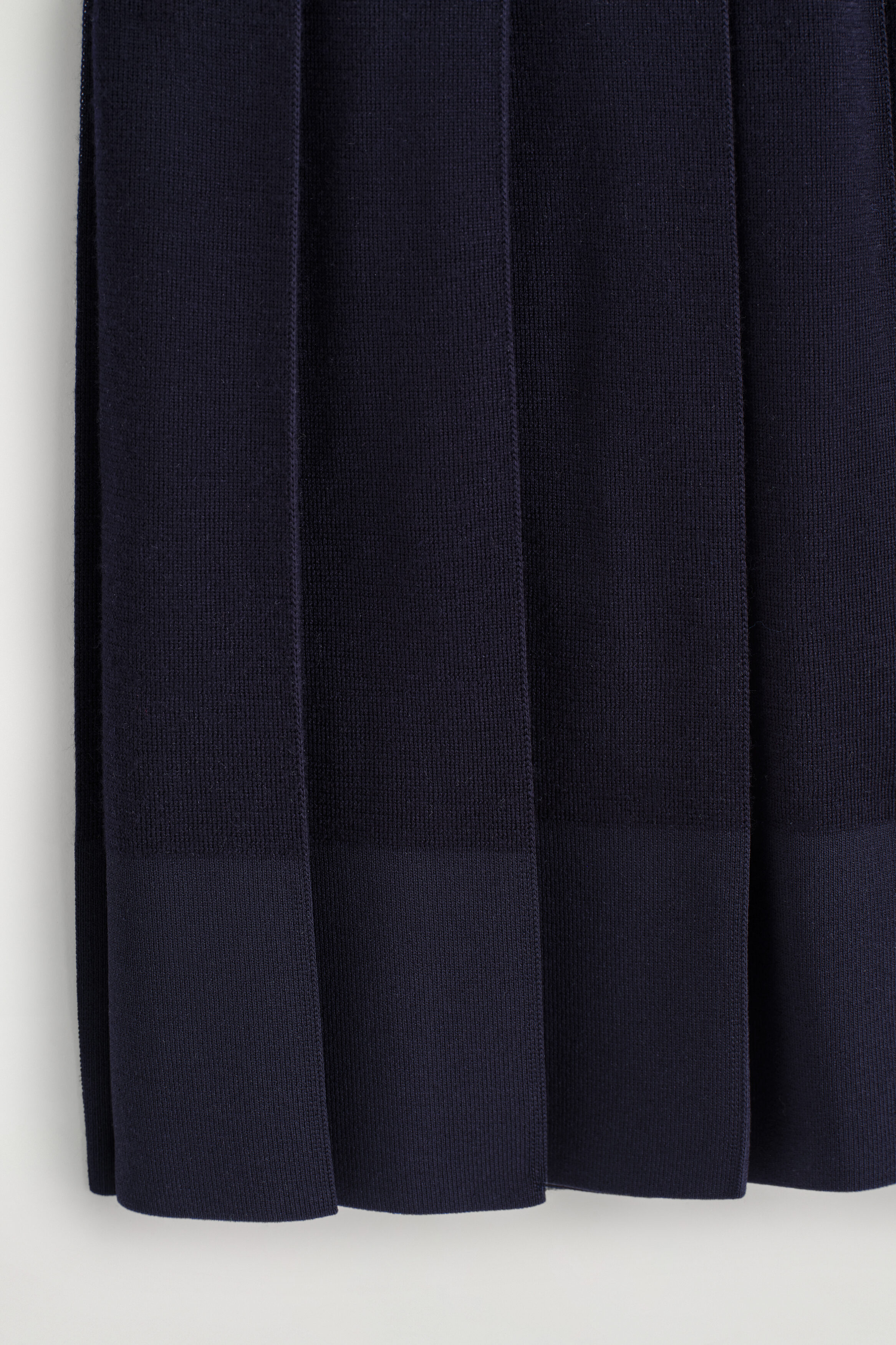 PLEATED MERINO WOOL MIDI SKIRT thumbnail 7