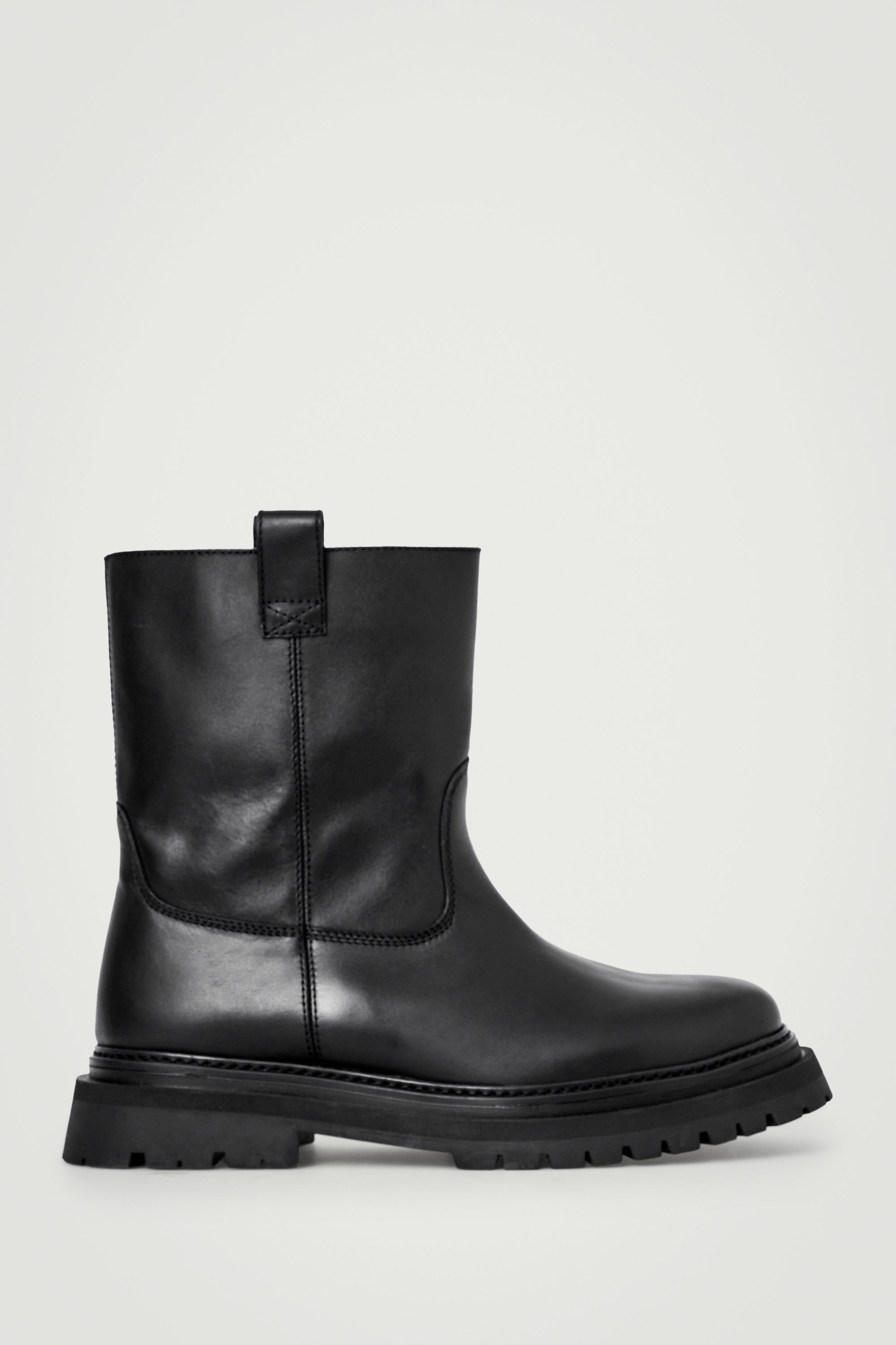 LEATHER MOTO BOOTS - BLACK | COS