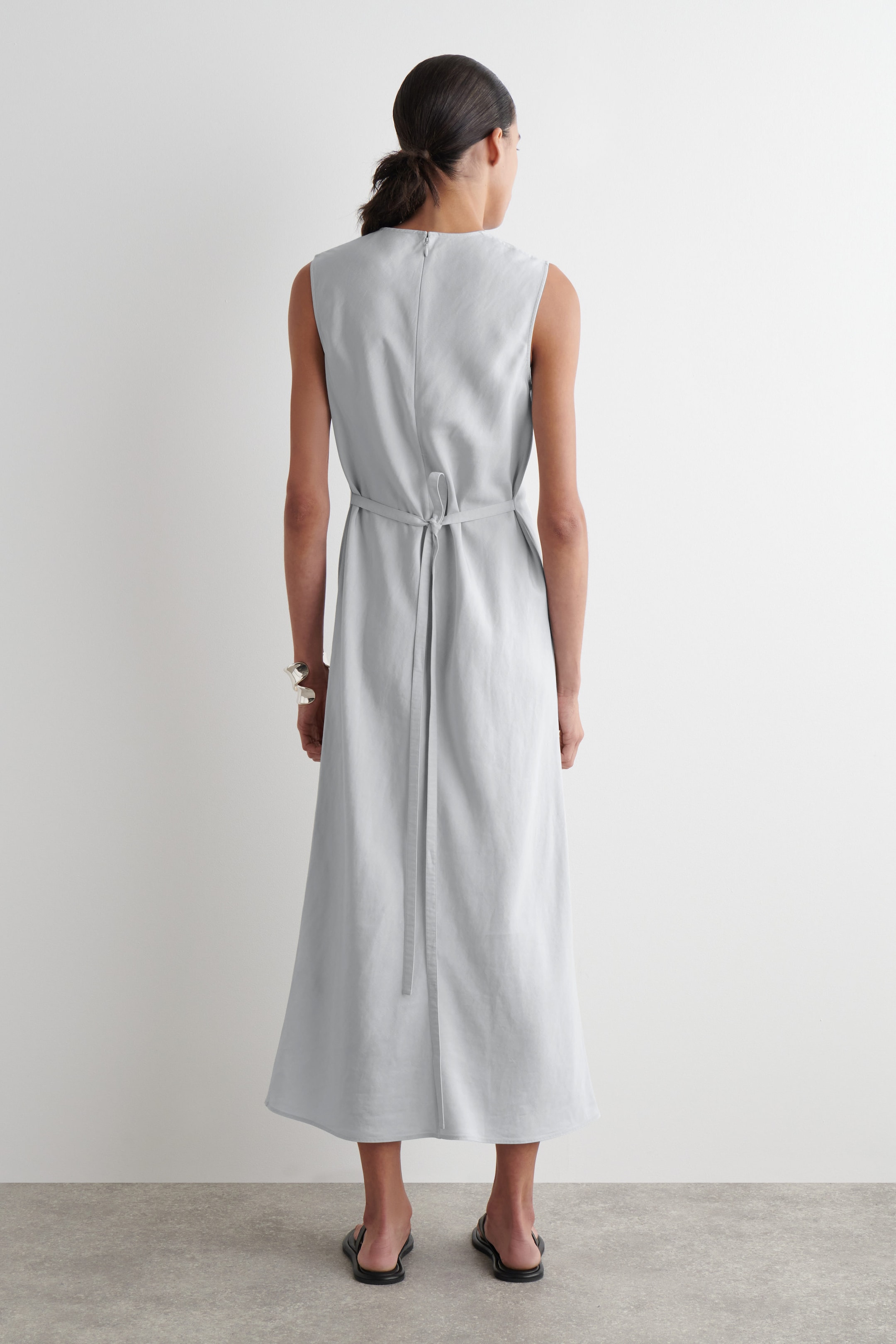 BIASCUT LINENBLEND MIDI DRESS
