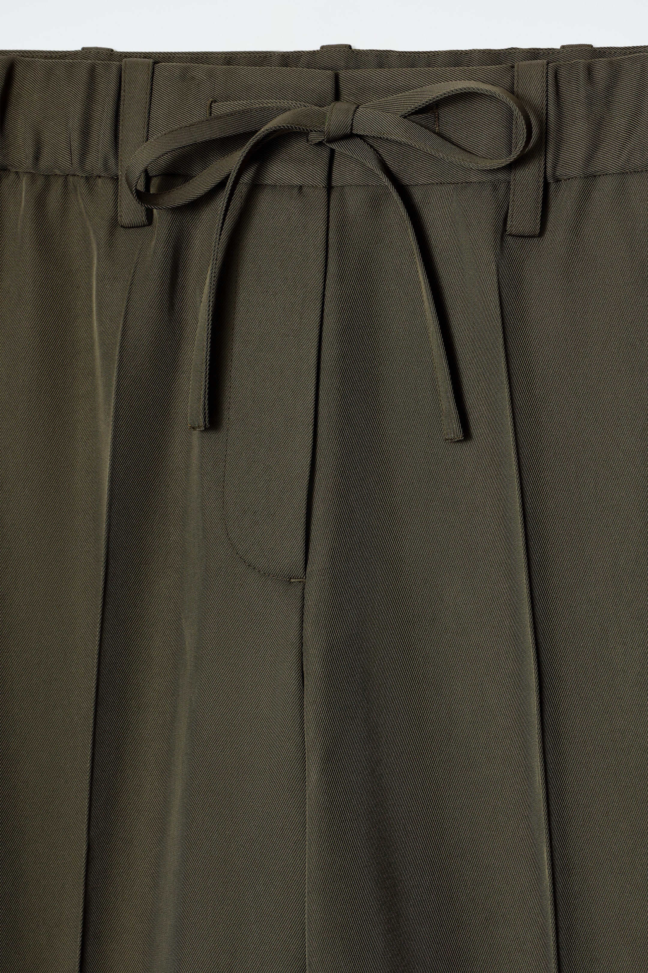 PANTALONE A GAMBA DRITTA CON COULISSE