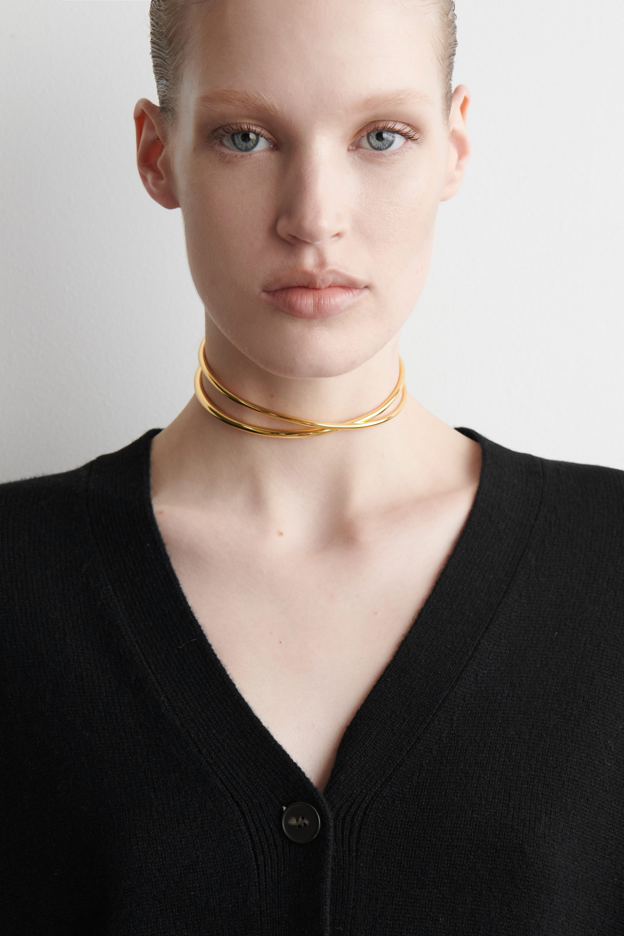 CASHMERE V-NECK CARDIGAN