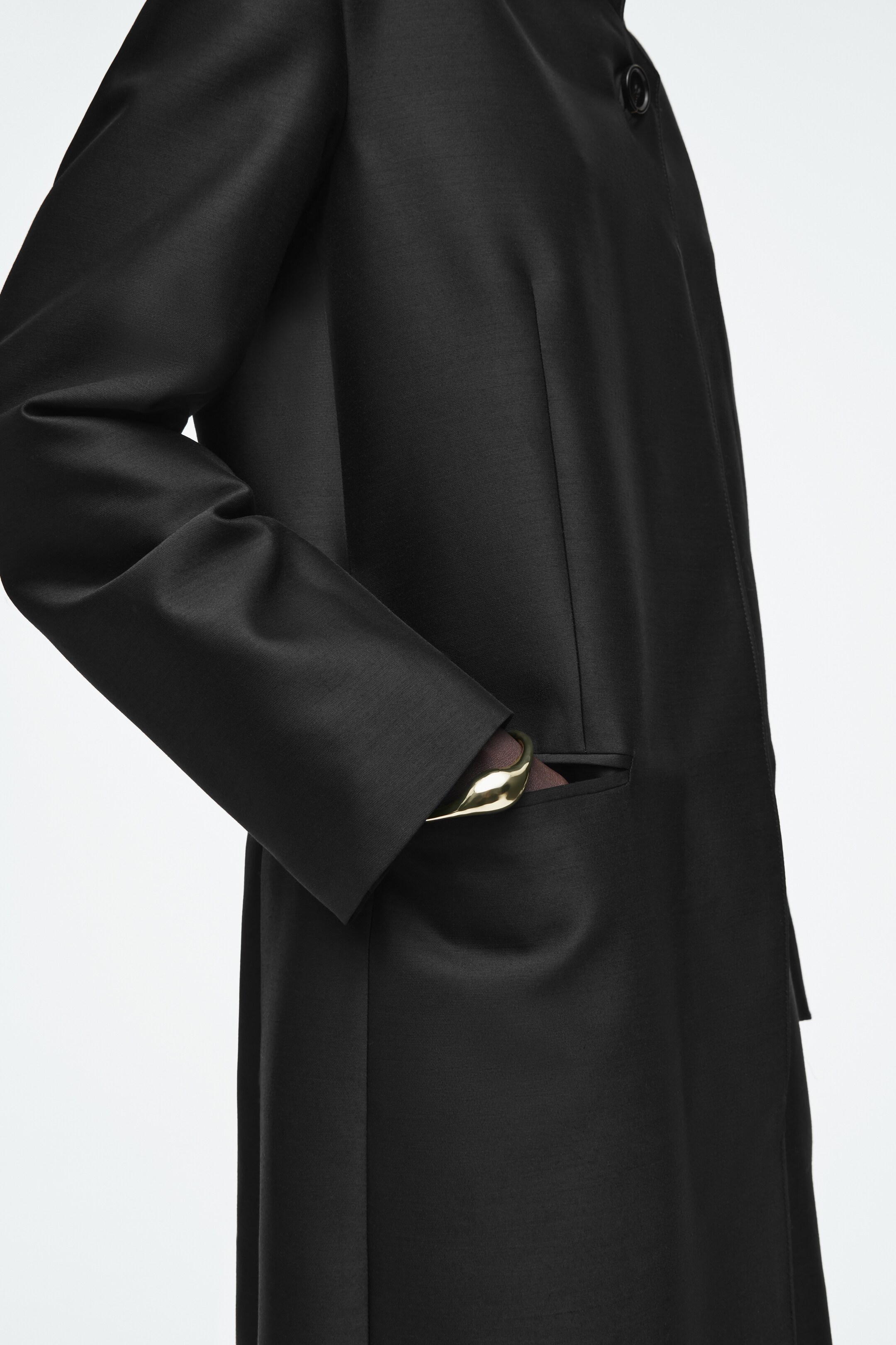 Agrandir l'image: MANTEAU DROIT EN SATIN DE LAINE - NOIR - FEMME | H&M CH 4