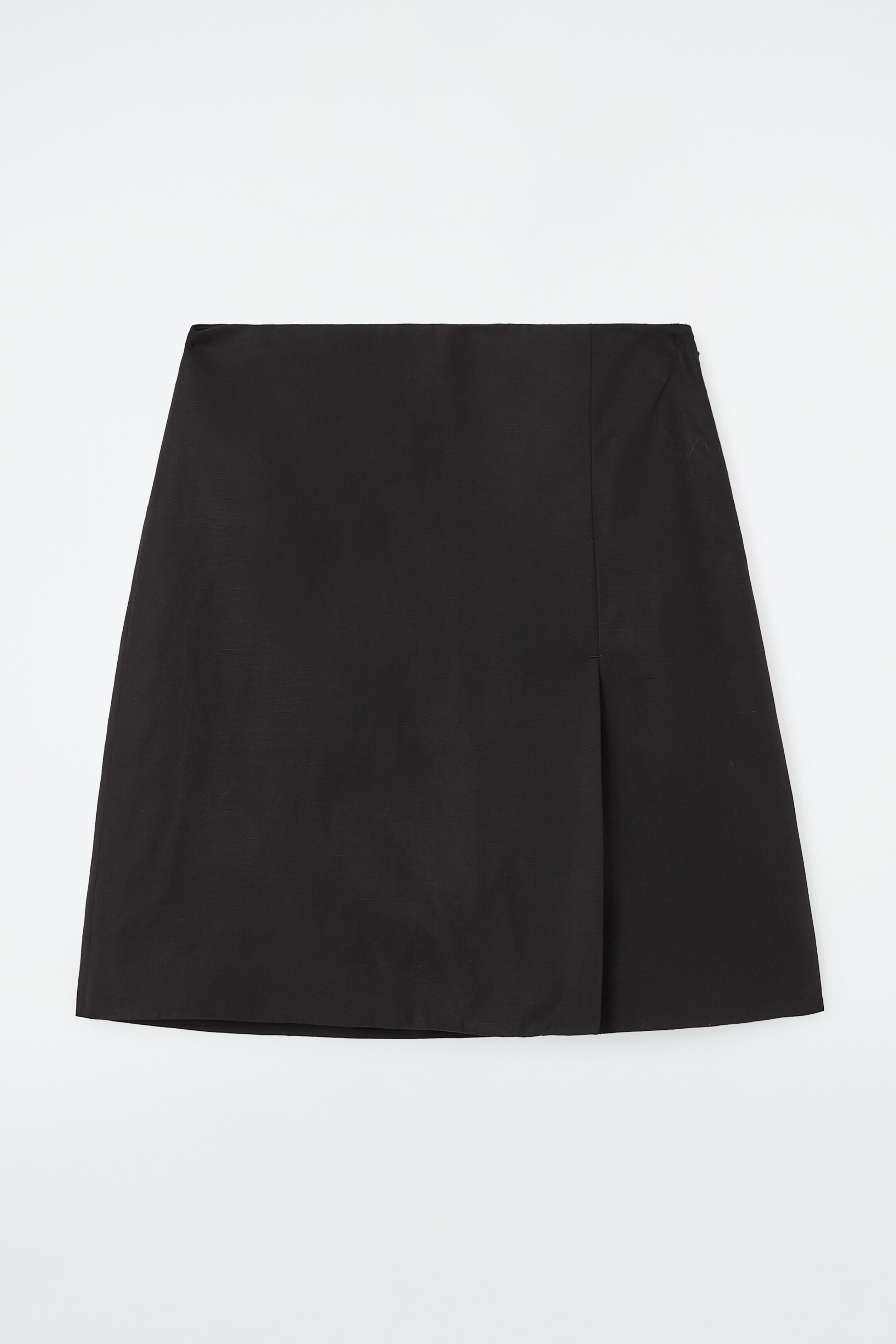 View larger image: FRONT-PLEAT MINI SKIRT - BLACK - Ladies | H&M GB 1