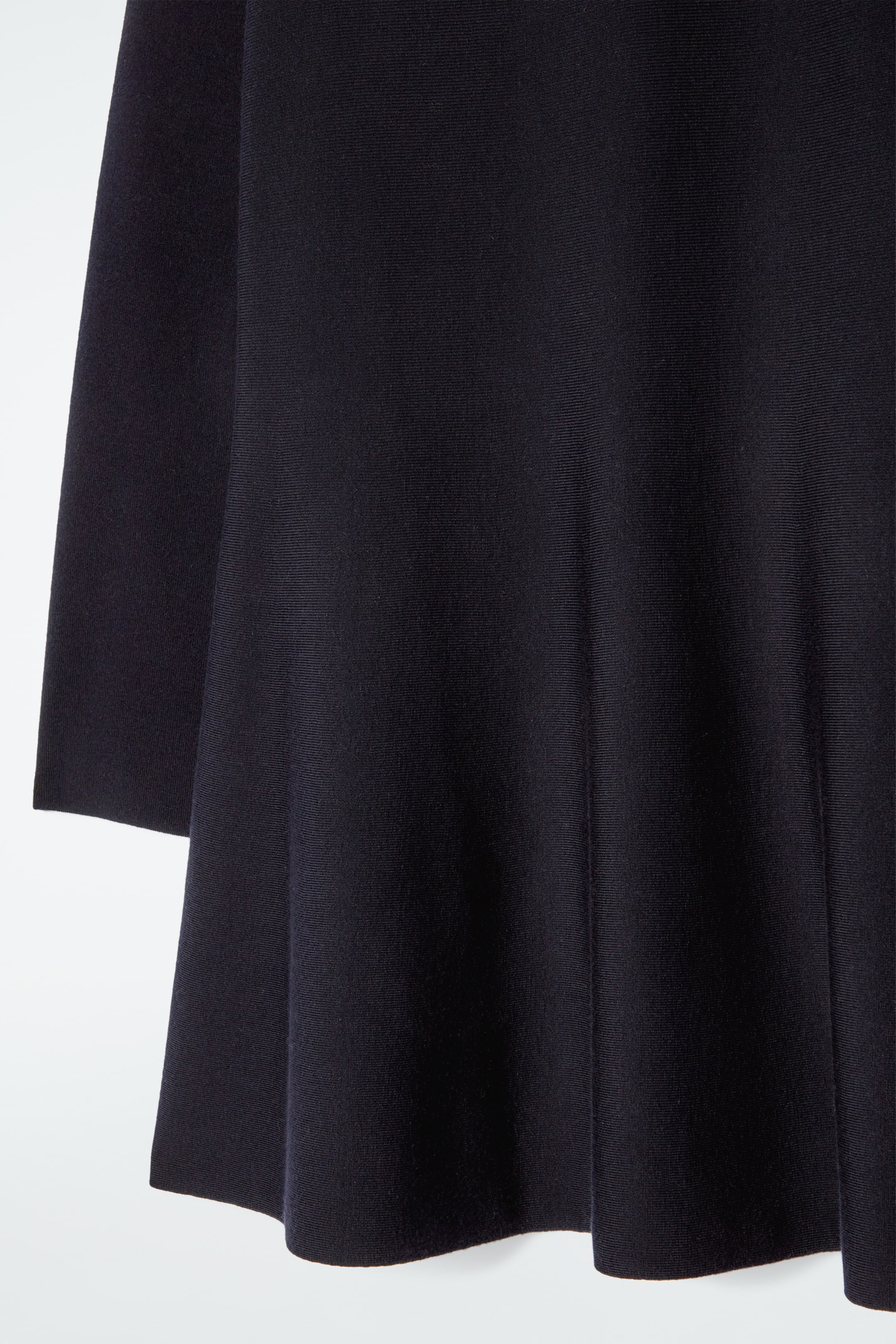 Agrandir l'image: ROBE COURTE ÉVASÉE À COL MONTANT EN LAINE - BLEU MARINE - FEMME | H&M FR 6
