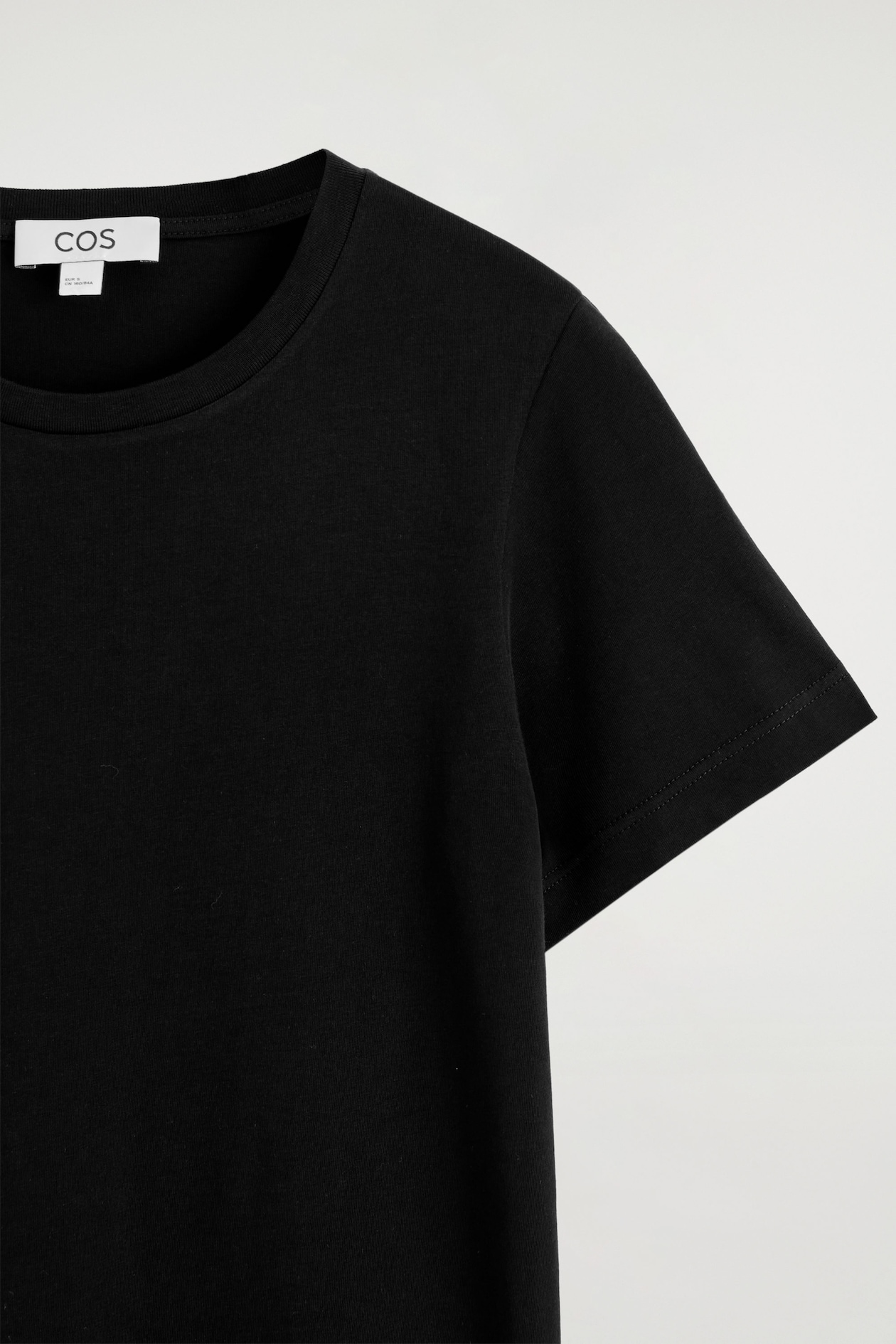 COTTON CREW-NECK T-SHIRT — BLACK
