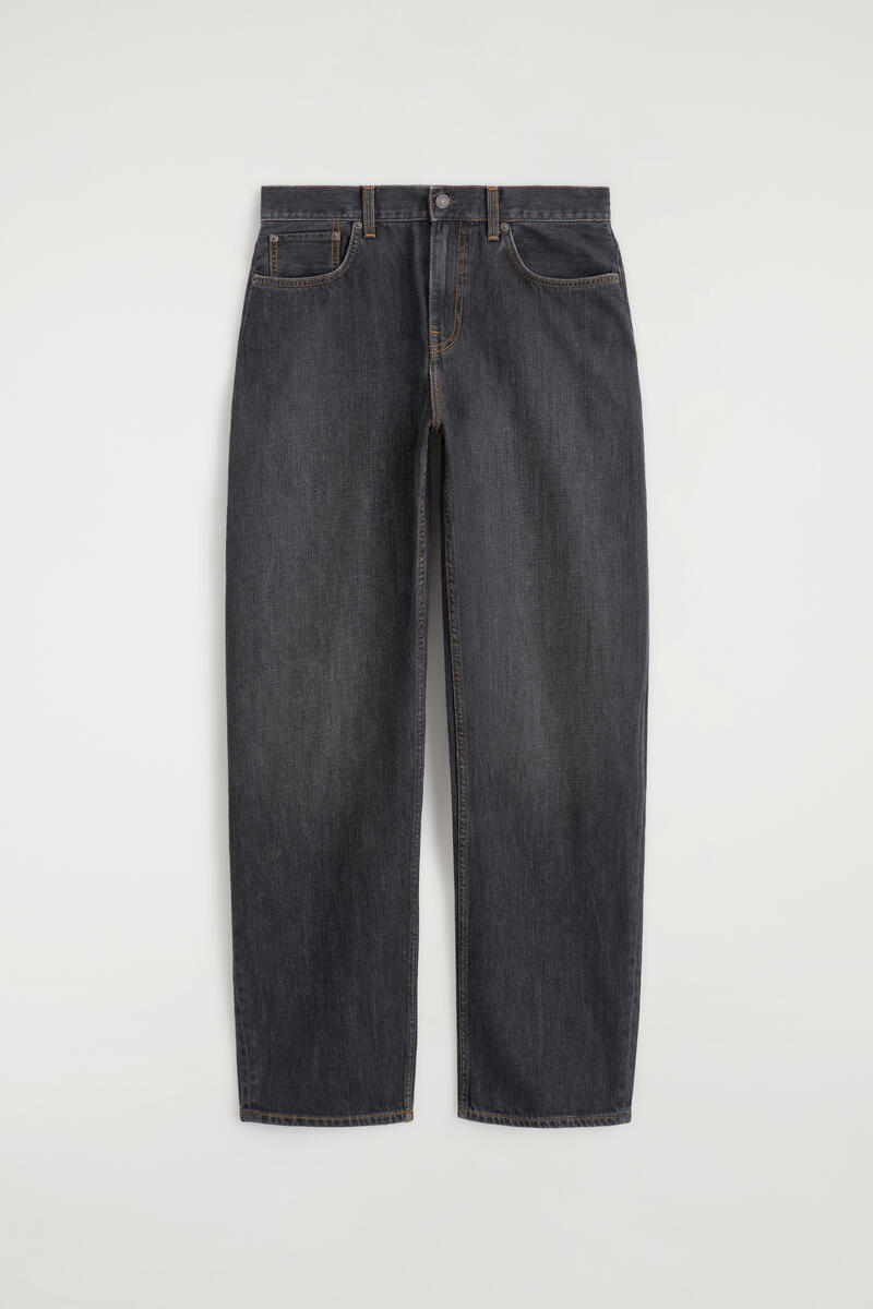 Inlet Curved-Leg Jeans