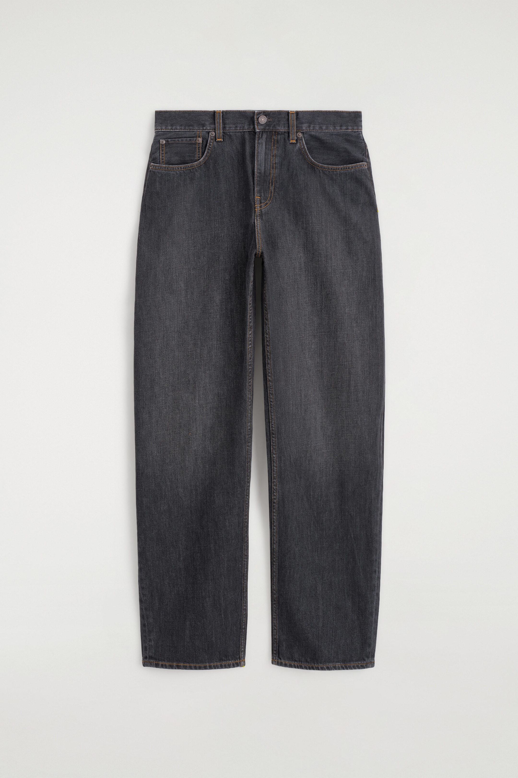 INLET CURVED-LEG JEANS