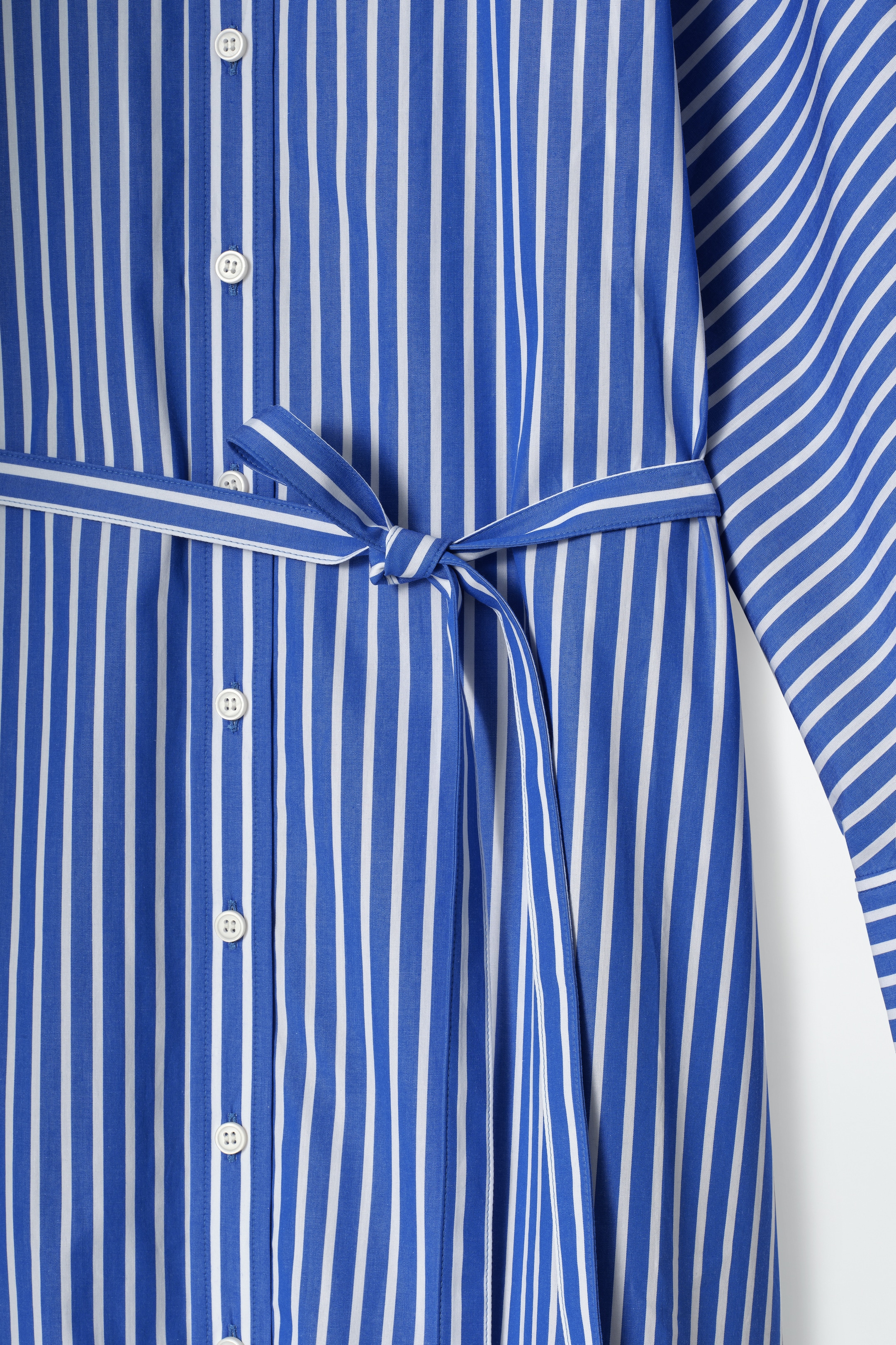 View larger image: RELAXED COTTON SHIRT DRESS - BLUE / STRIPED - Ladies | H&M GB 8