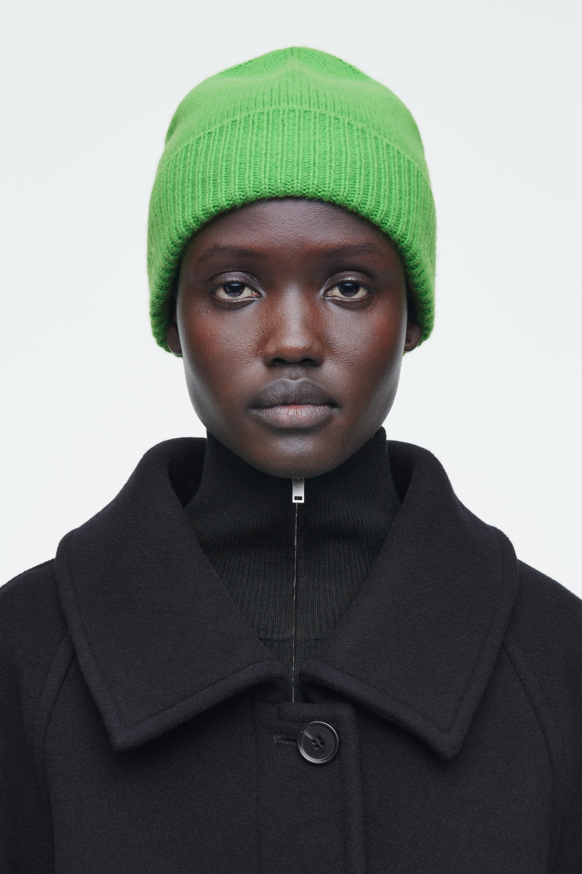 CASHMERE BEANIE - BRIGHT GREEN | COS