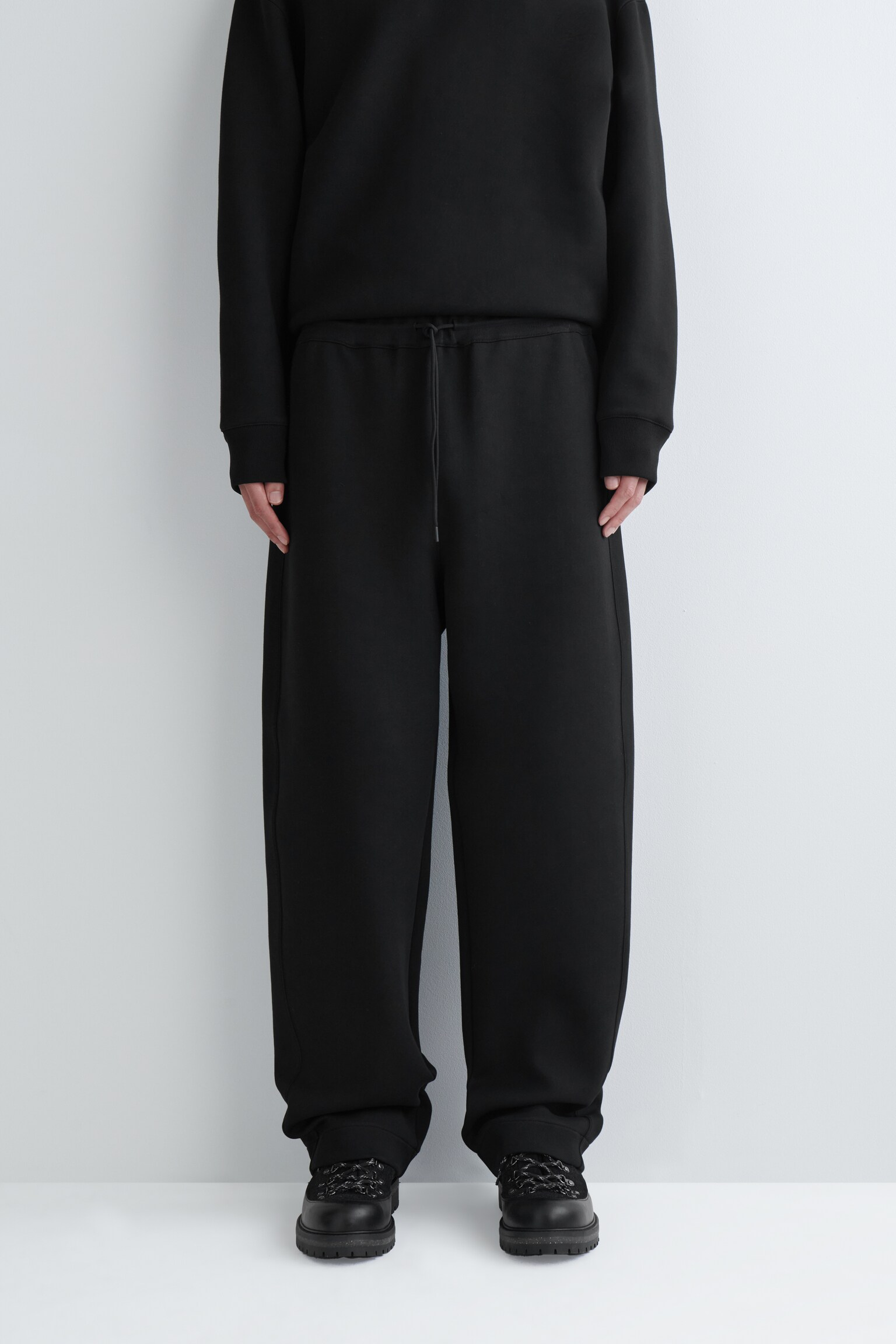 SCUBA BARREL-LEG JOGGERS - BLACK/GREY MÉLANGE - 7