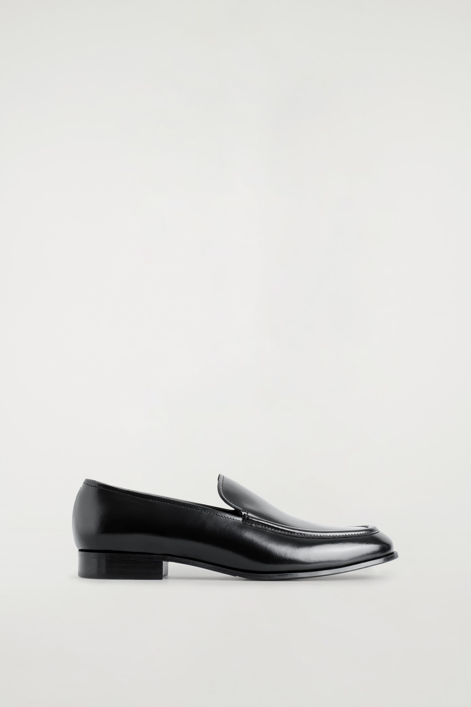 MOCASINES DE PIEL - NEGRO - 2