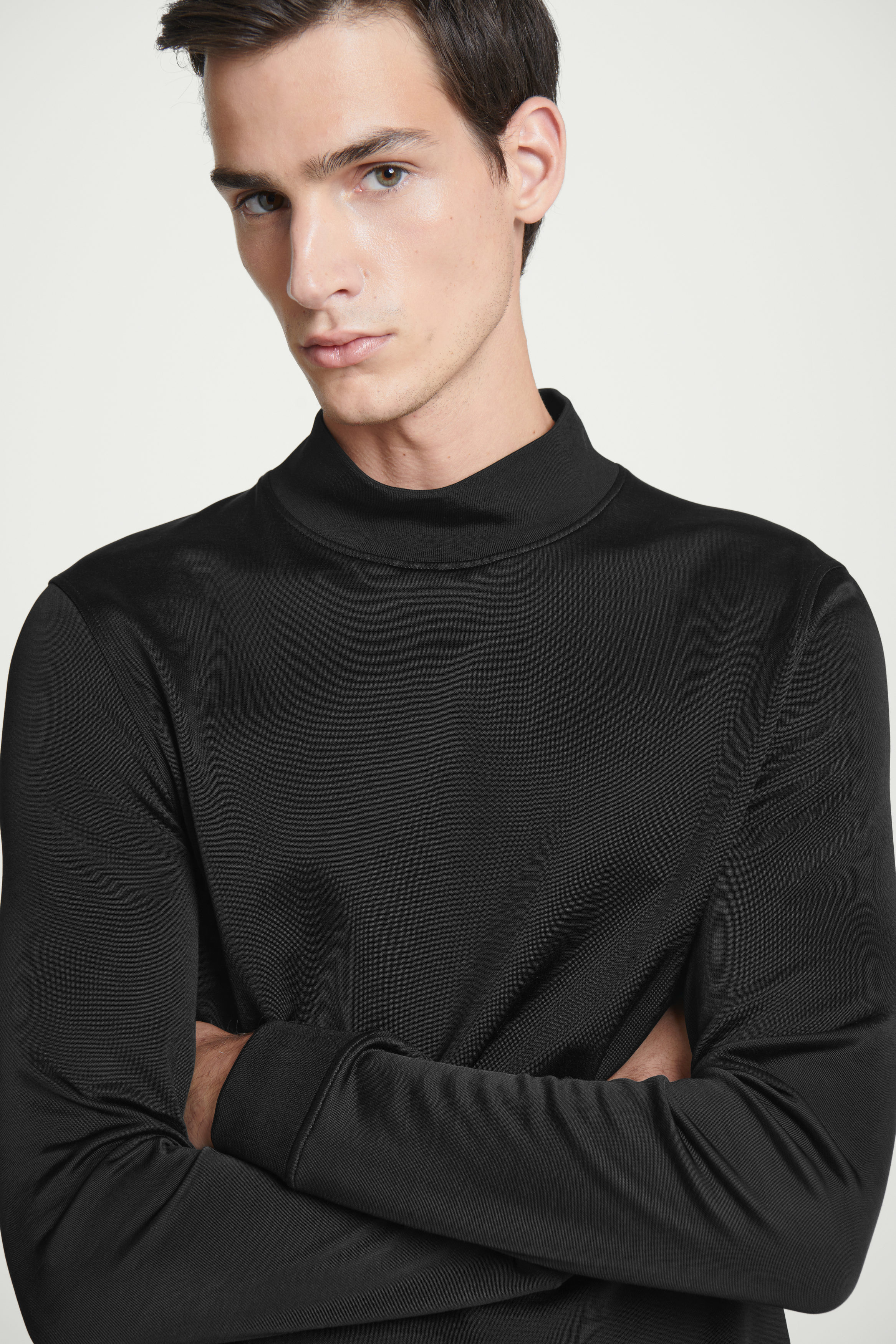 SLIM HIGH-SHINE MOCK-NECK TOP - BLACK | COS