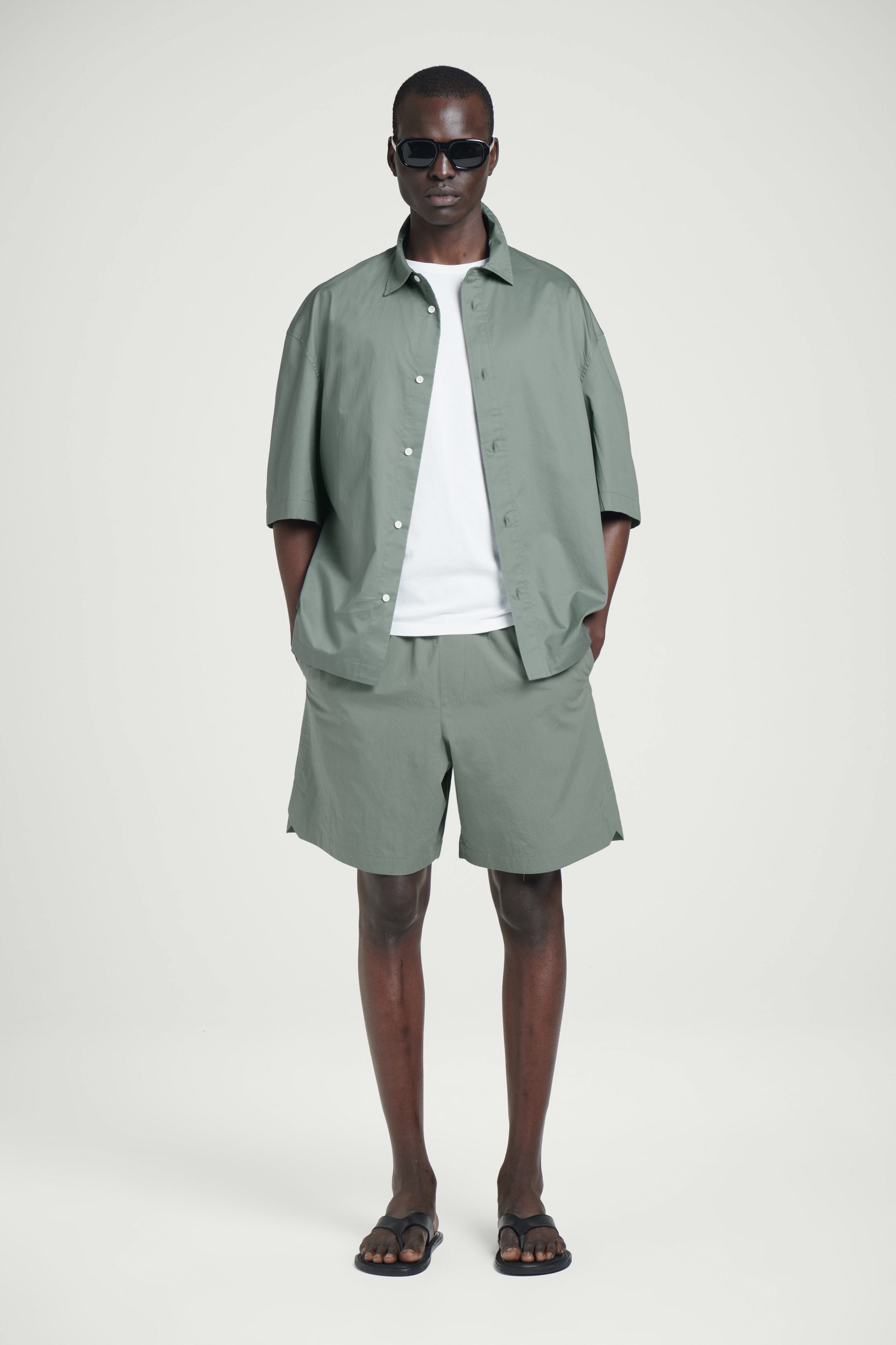 BOXY SHORT-SLEEVED COTTON SHIRT - TEAL | COS