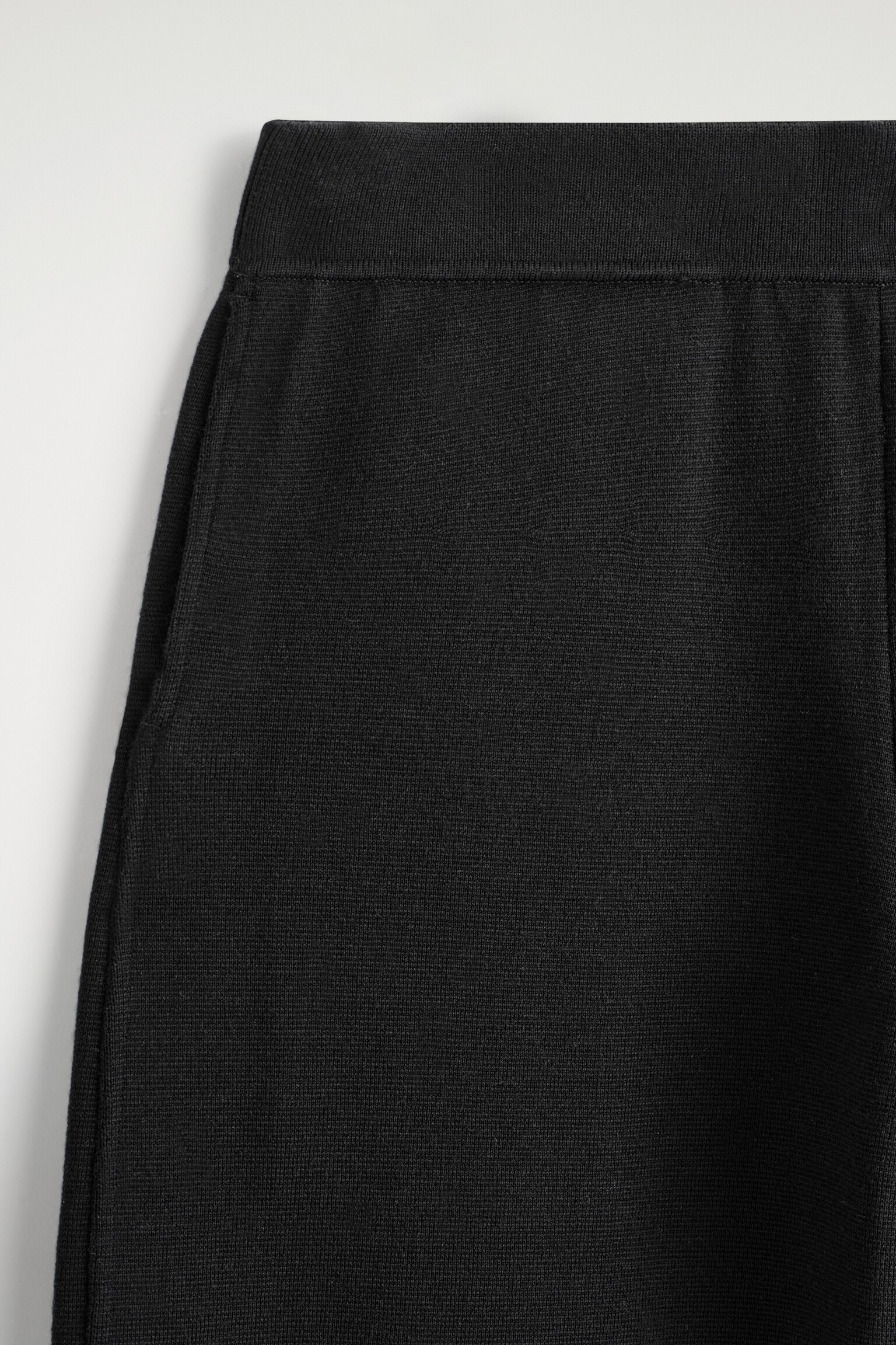 PANTALÓN ANCHO DE LANA - NEGRO - 6