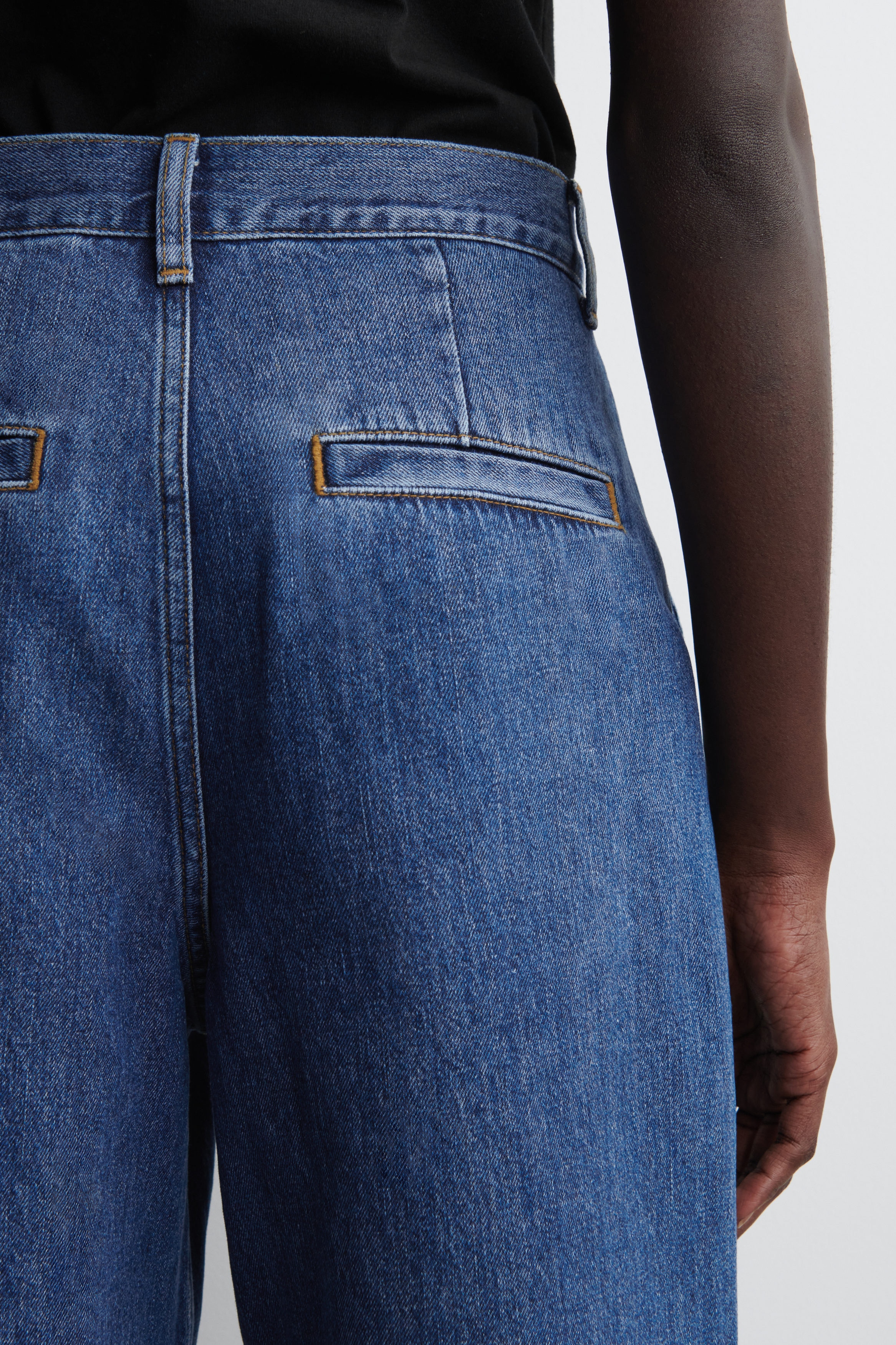 WIDE-LEG DENIM PANTS - INDIGO | COS