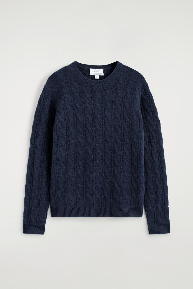 Cable-Knit Cashmere Sweater