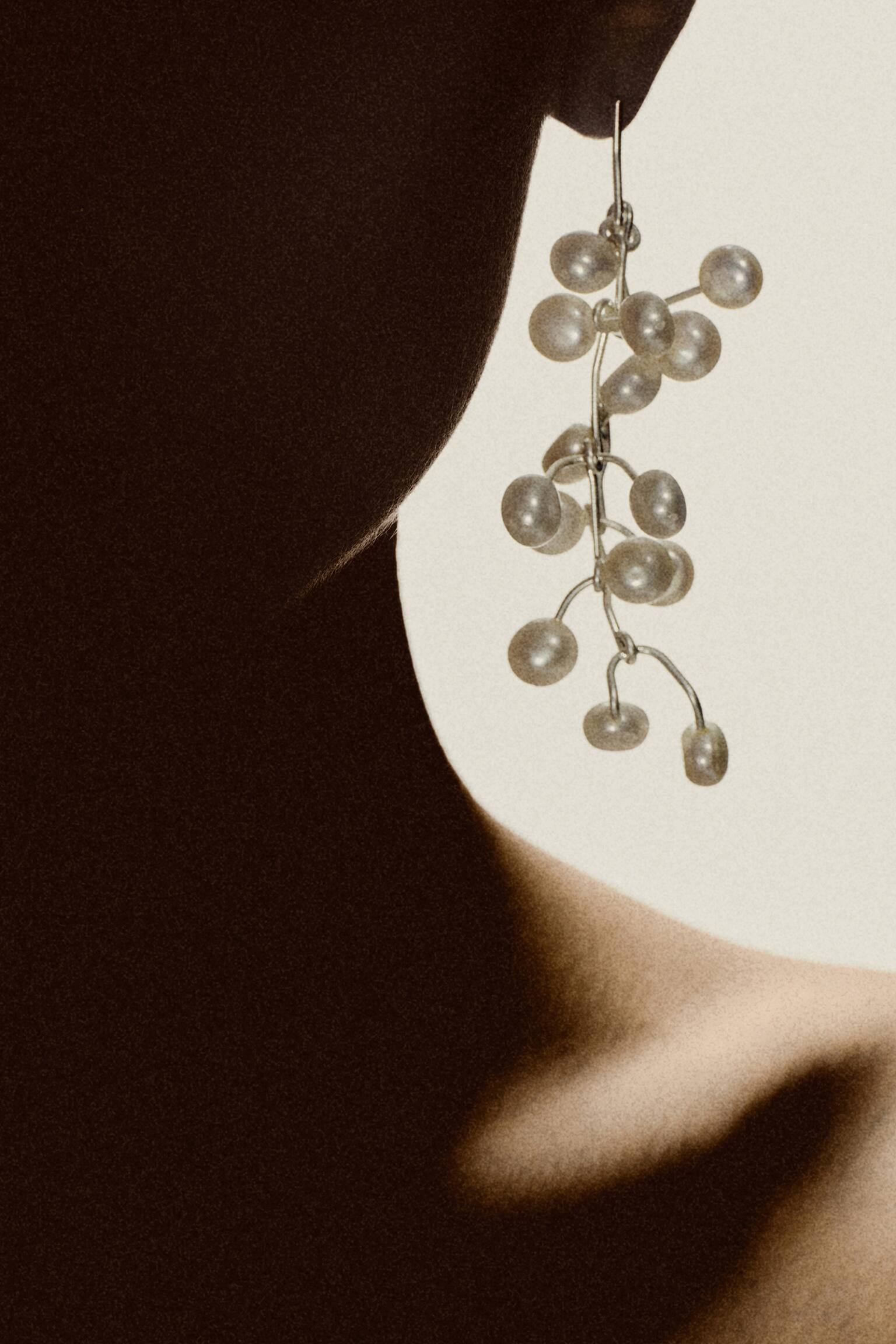 Ongelijke cascaderende zoetwaterparel oorbellen - ZILVER - 3