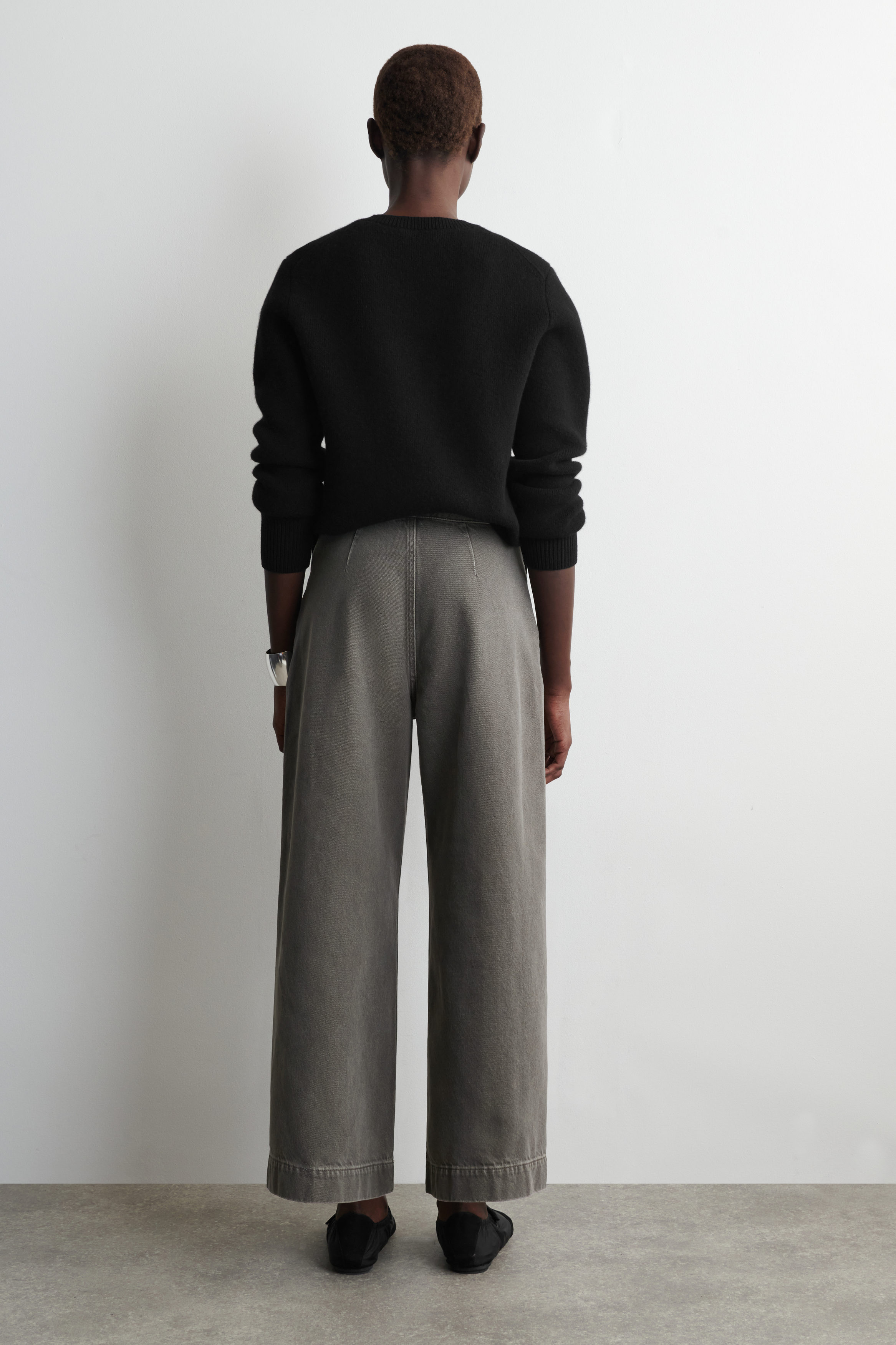 パンツ Cos wide trousers gray WIDE-LEG PLEATED COTTON PANTS - GRAY | COS US