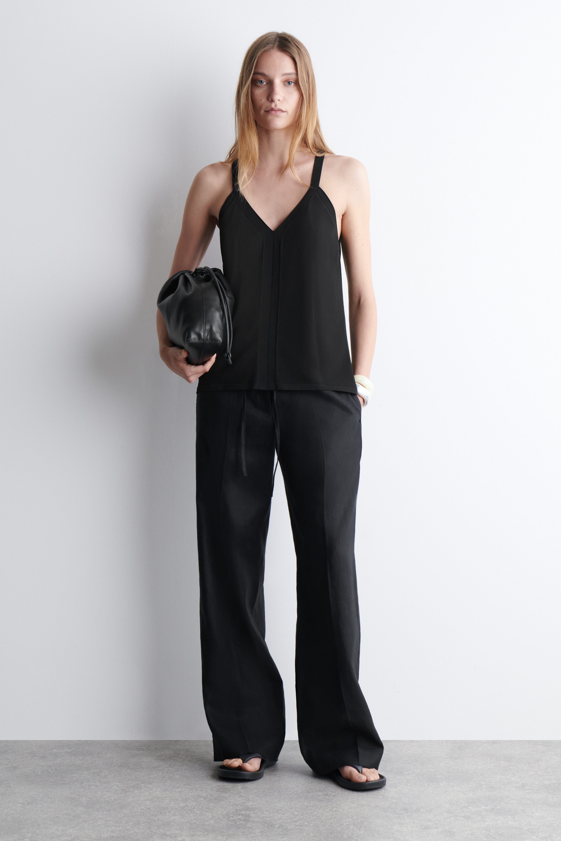 KNITTED V-NECK TANK TOP - BLACK | COS