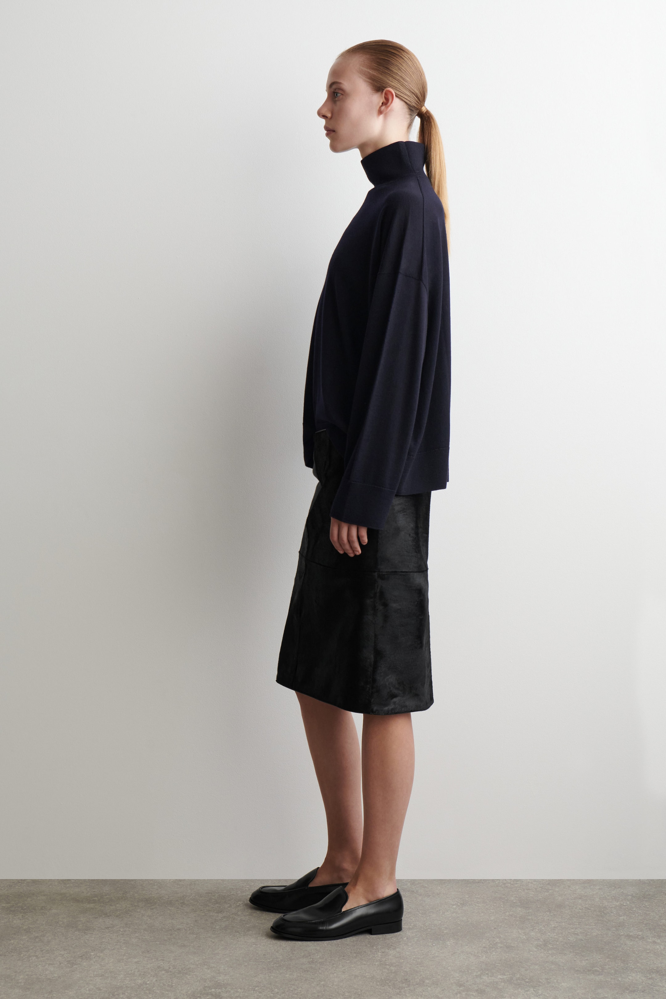 MERINO WOOL TURTLENECK SWEATER